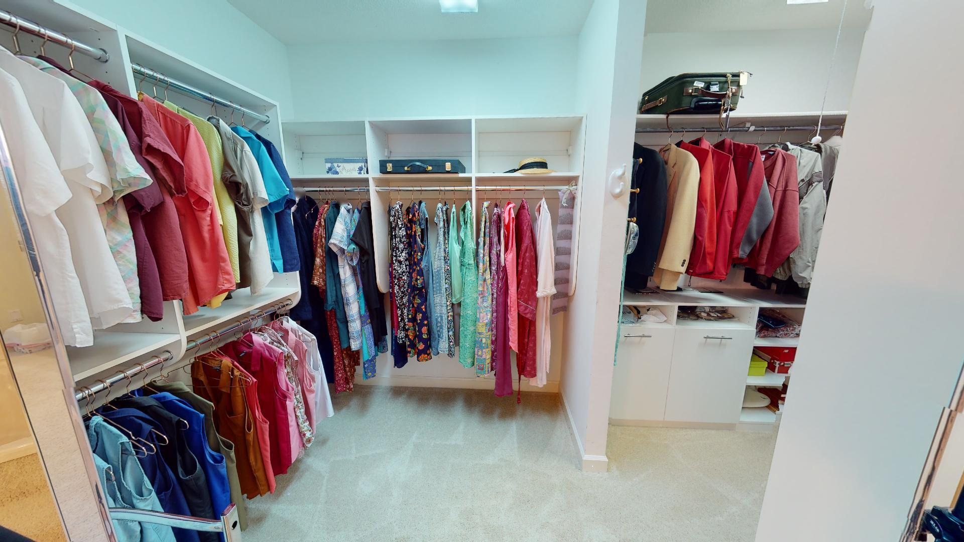 DANA POINTE - Residential