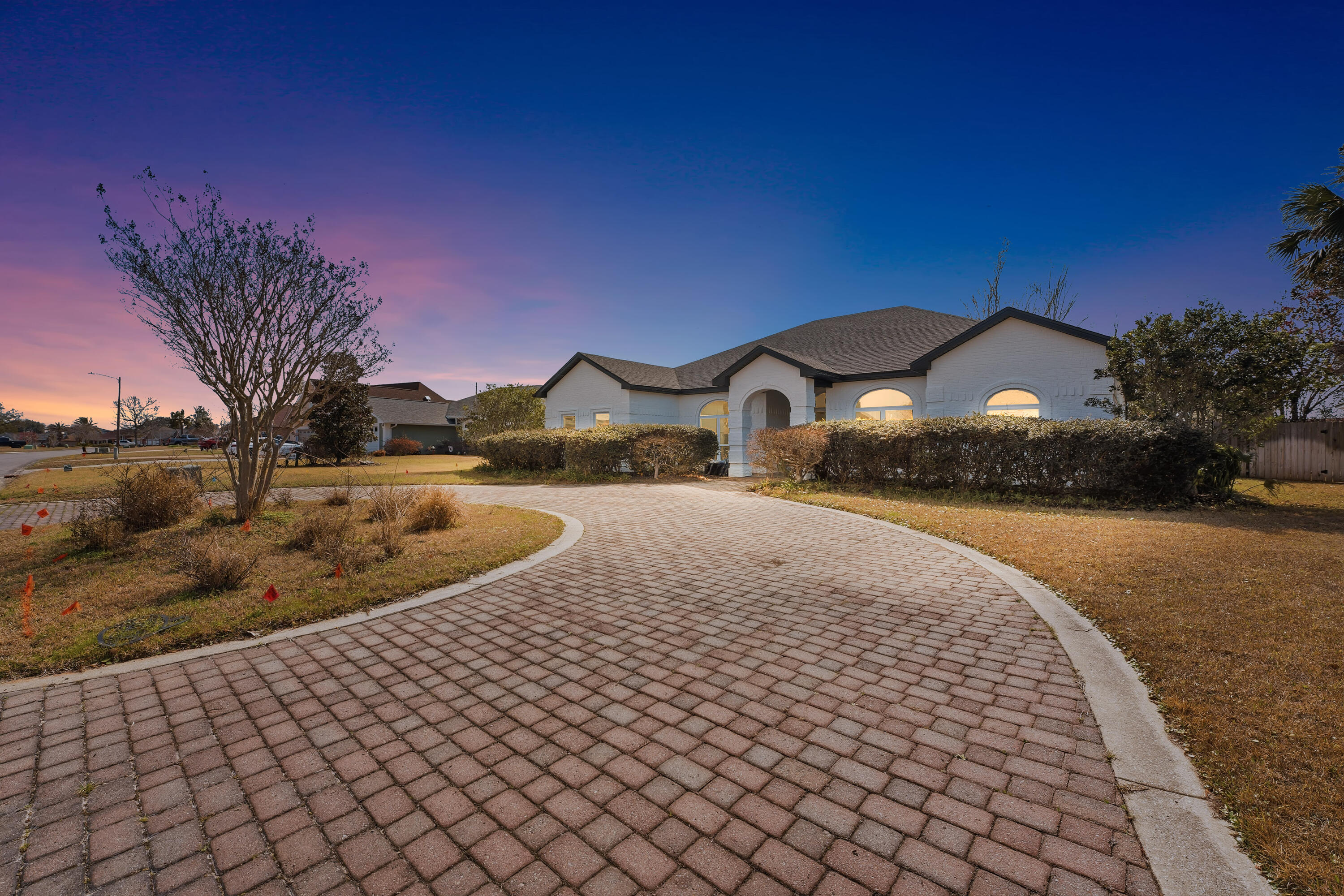 COUNTRY CLUB HARBOUR ESTATES - Residential