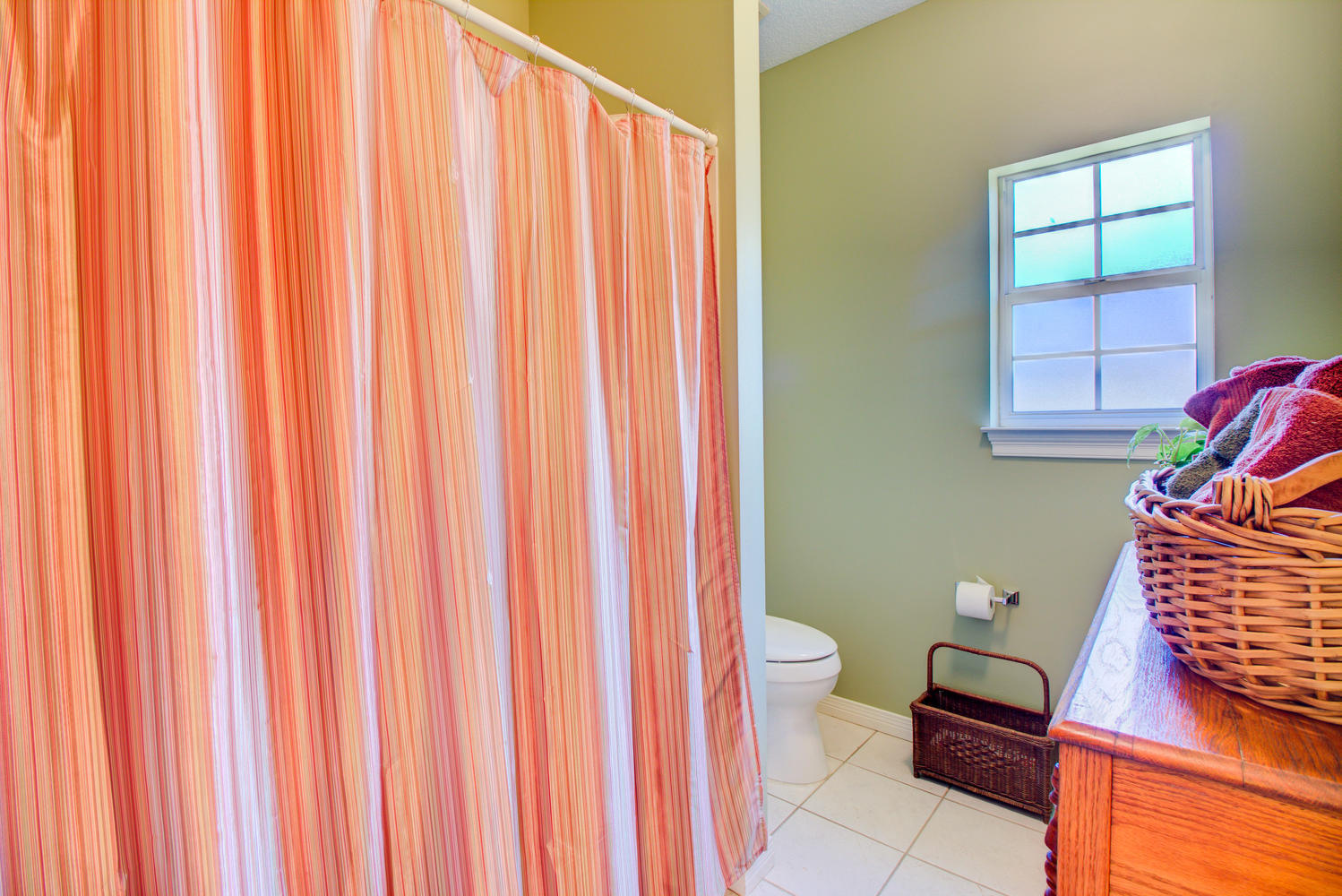 ROCKY BAYOU COUNTRY CLUB ESTATES 9 - Residential