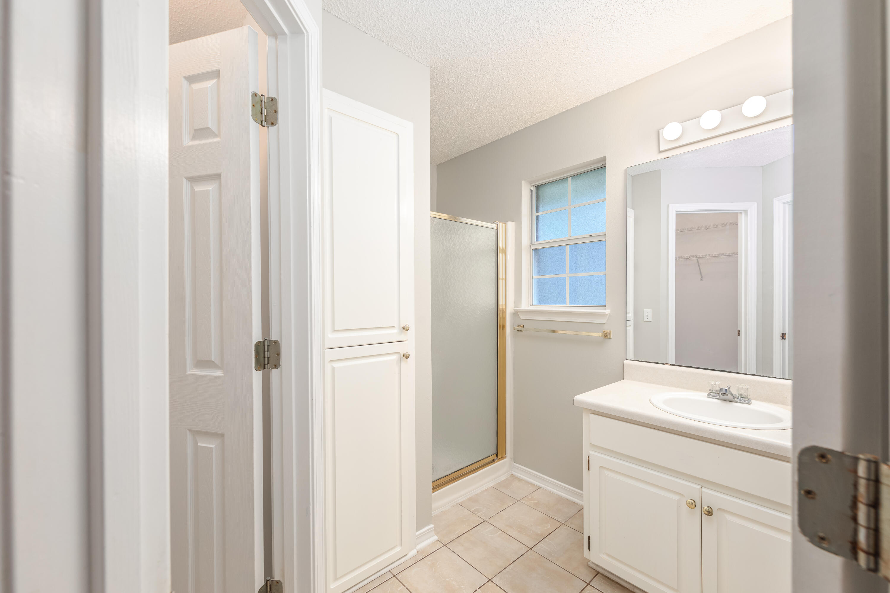 RIVERCHASE S/D PH 2 - Residential