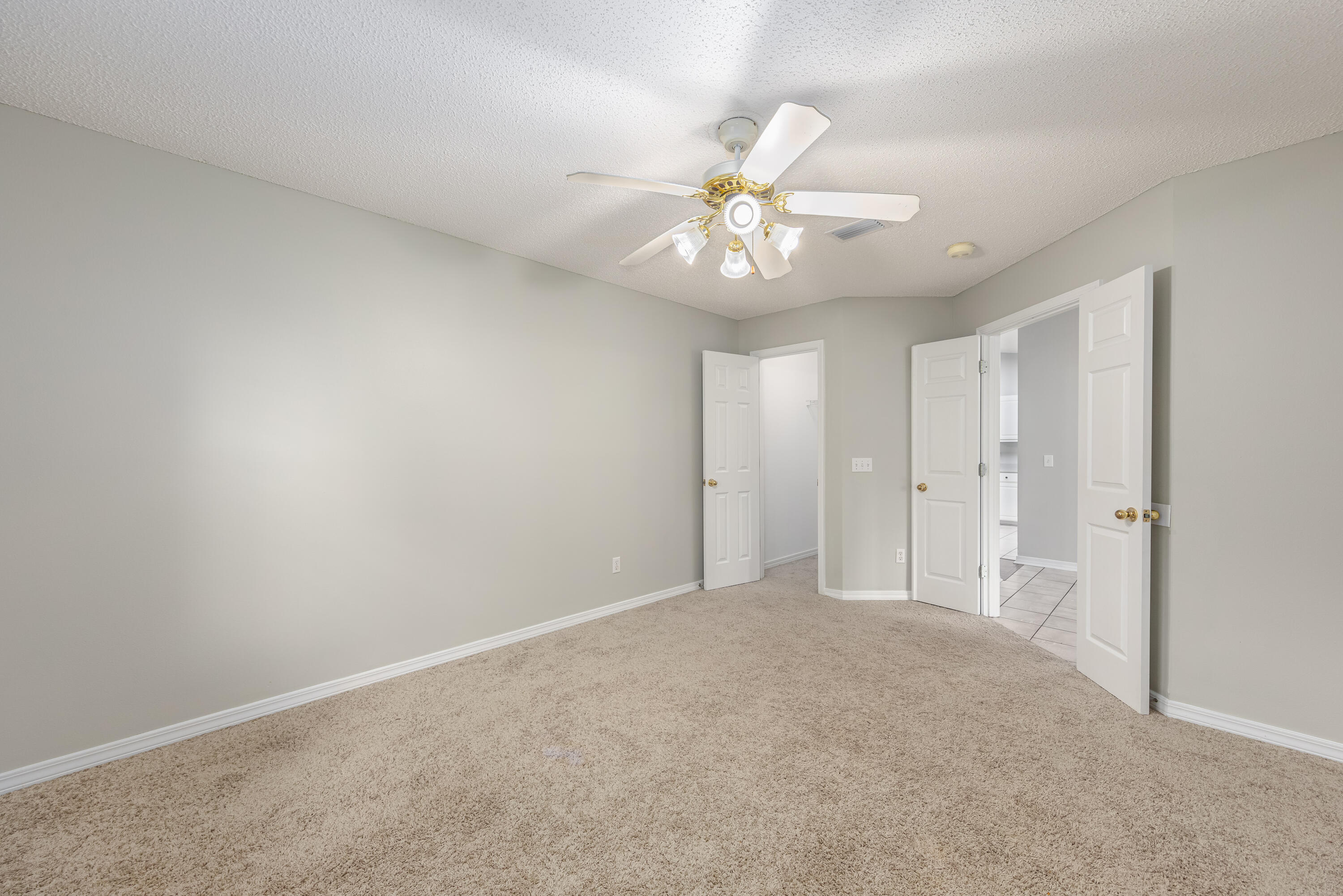 RIVERCHASE S/D PH 2 - Residential