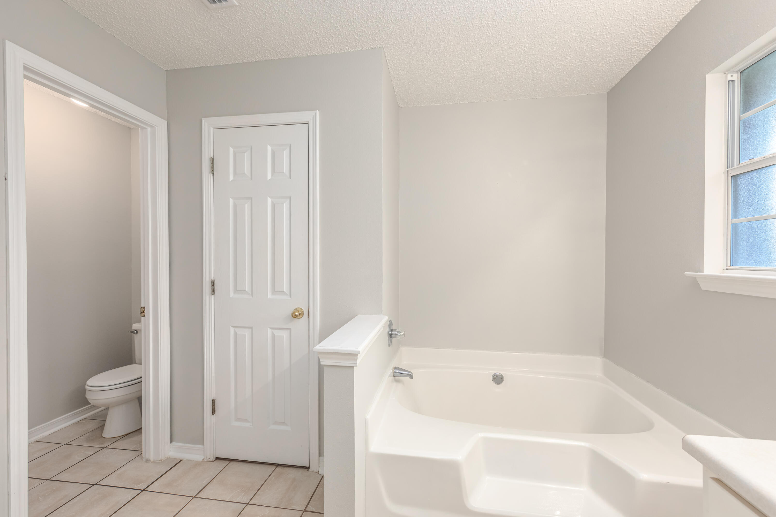 RIVERCHASE S/D PH 2 - Residential