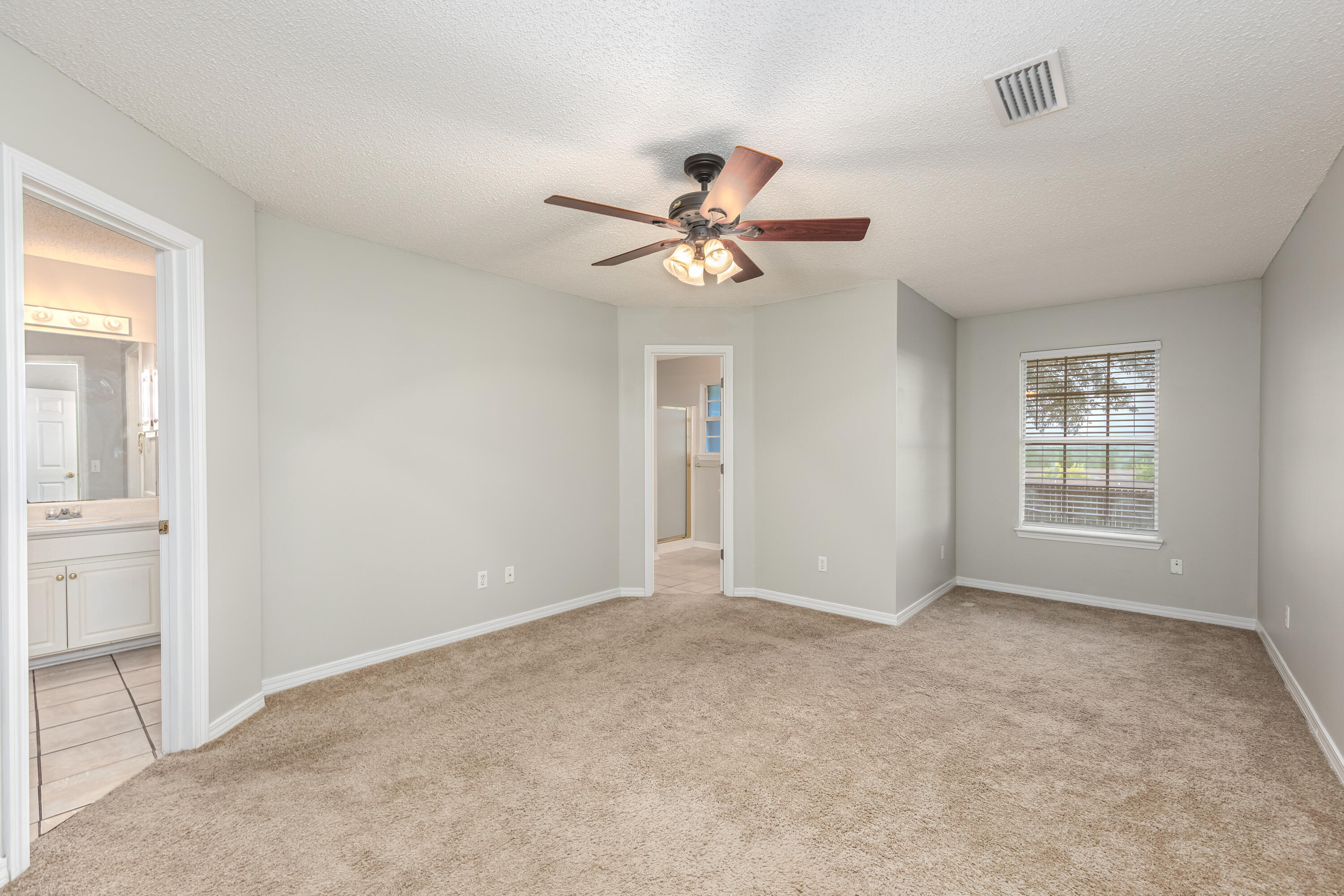 RIVERCHASE S/D PH 2 - Residential