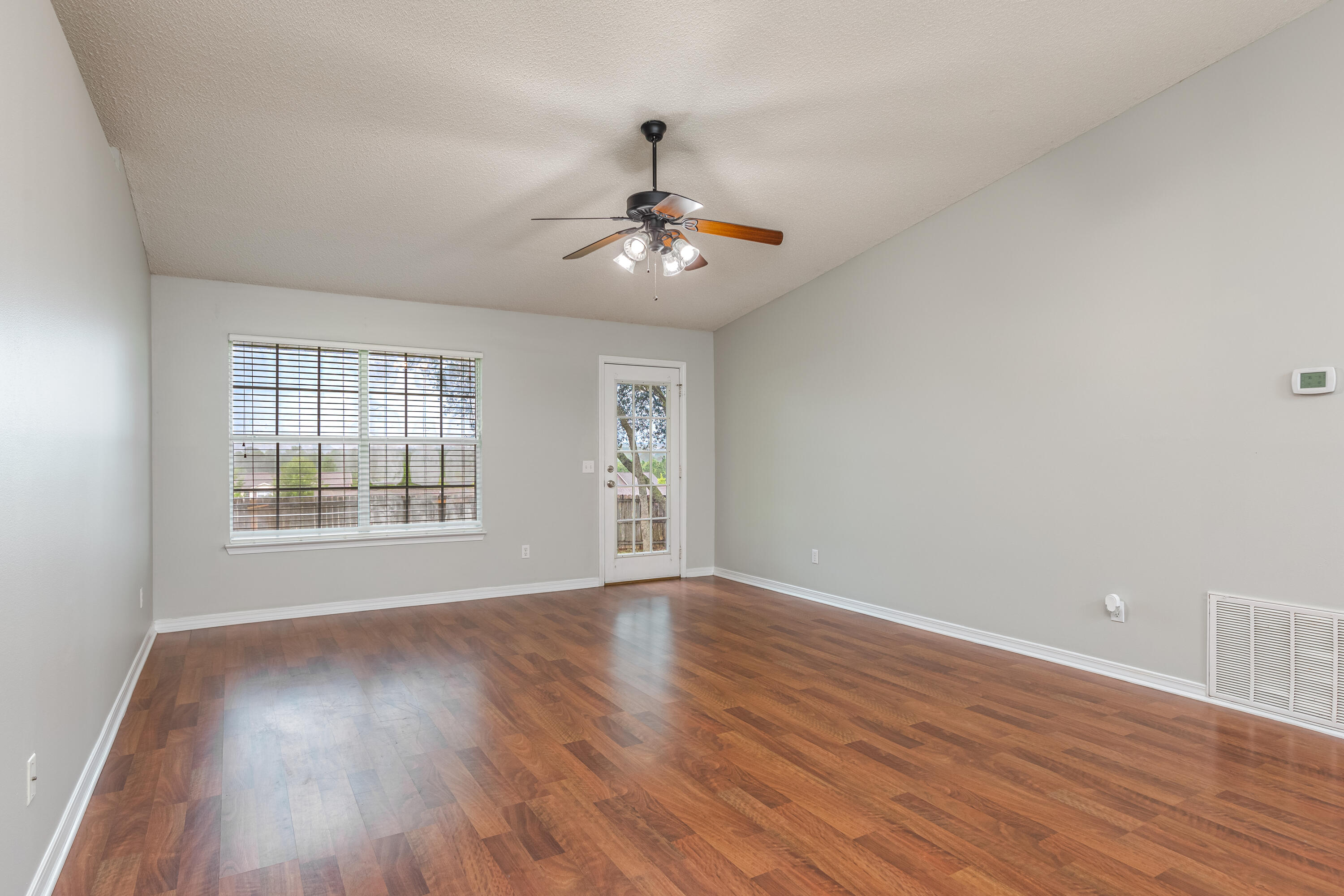 RIVERCHASE S/D PH 2 - Residential