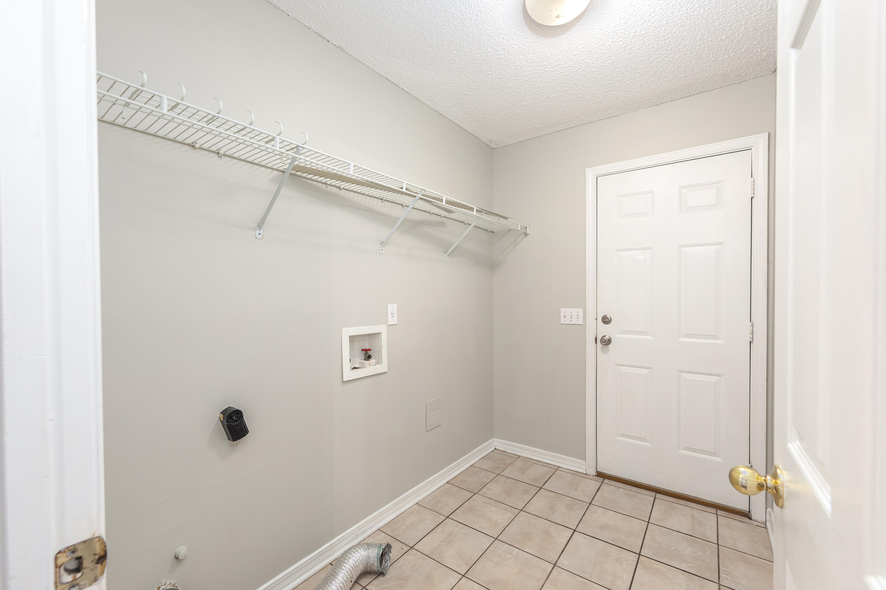 RIVERCHASE S/D PH 2 - Residential