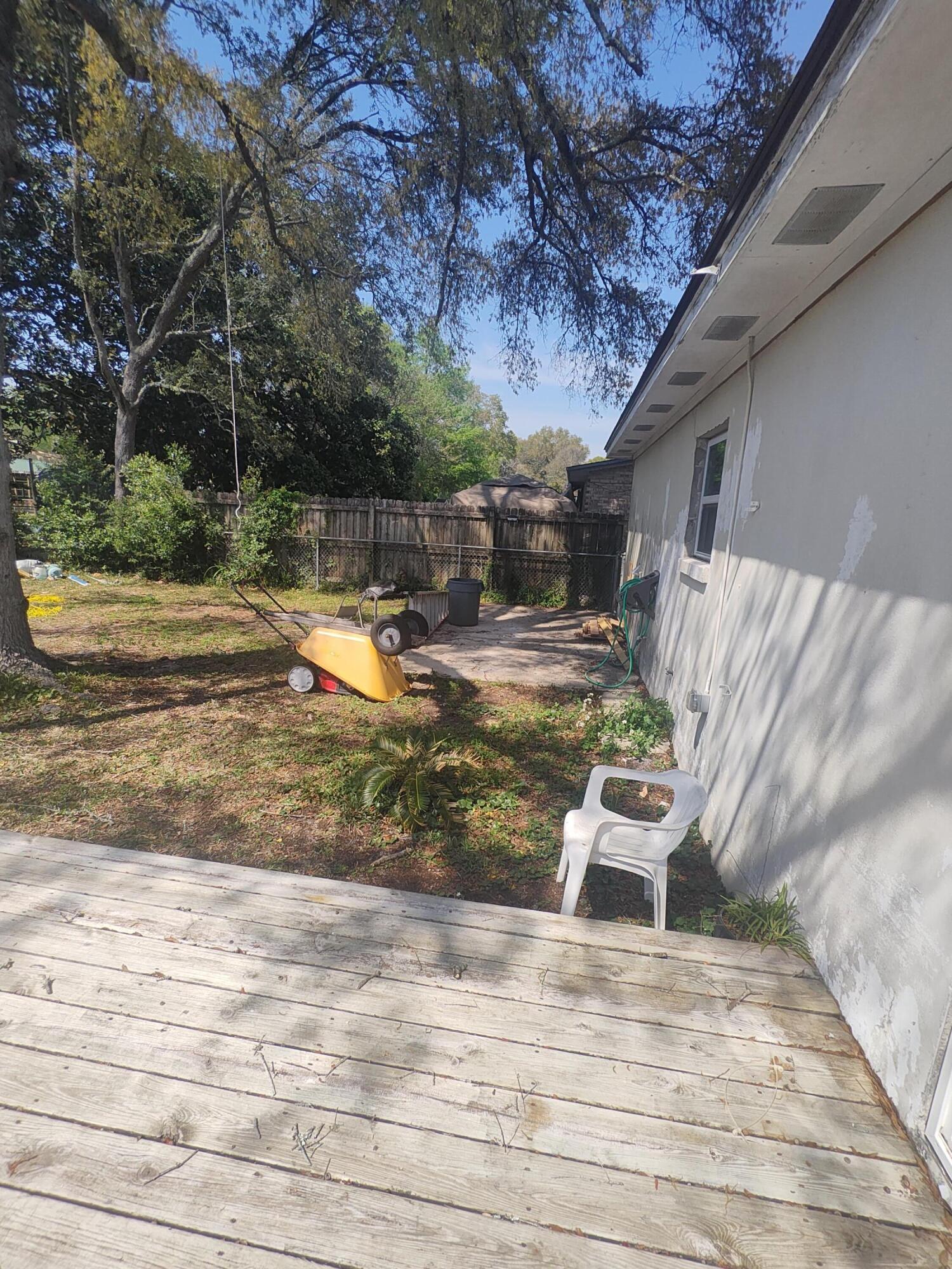 WINTHROP PLACE - Residential