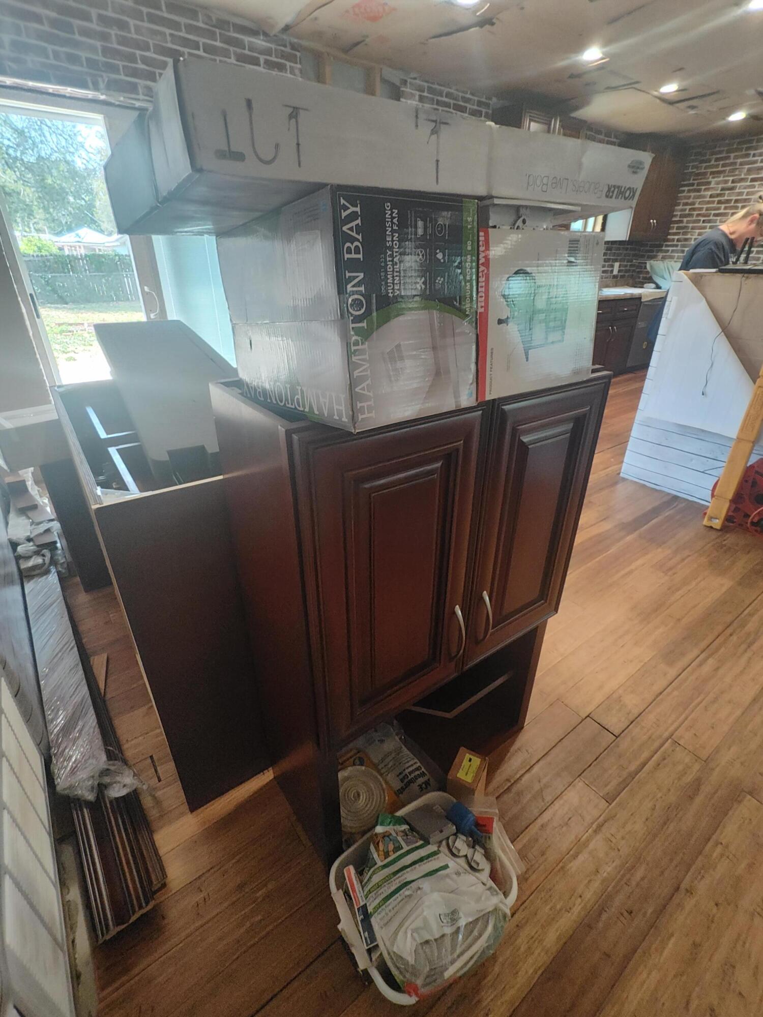 WINTHROP PLACE - Residential