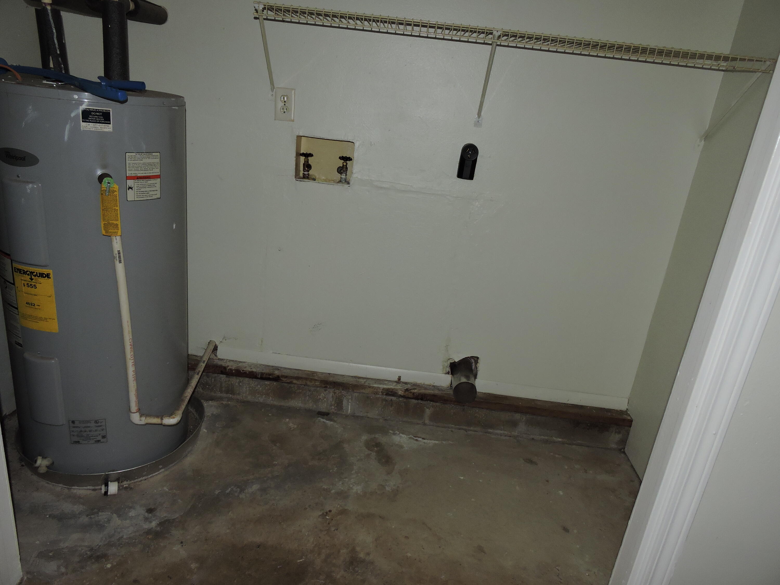 COUNTRYVIEW ESTATES 1ST ADDN - Residential Lease