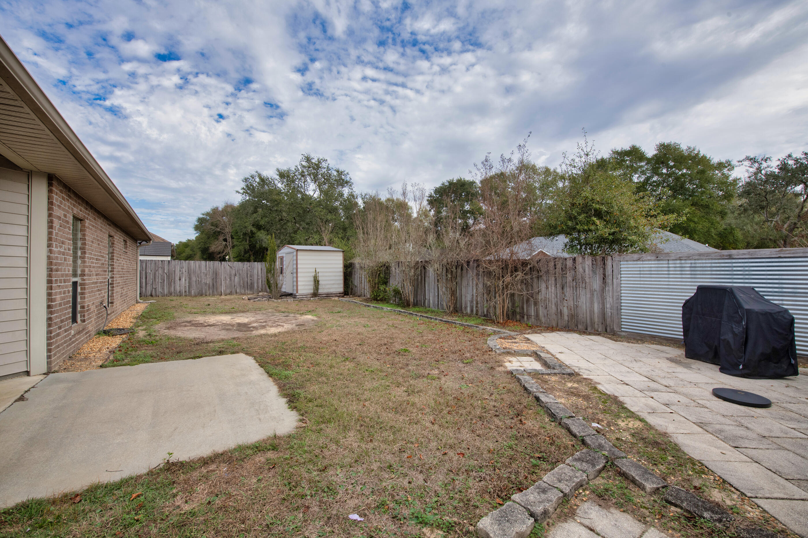 DUGGAN POND ESTATES - Residential