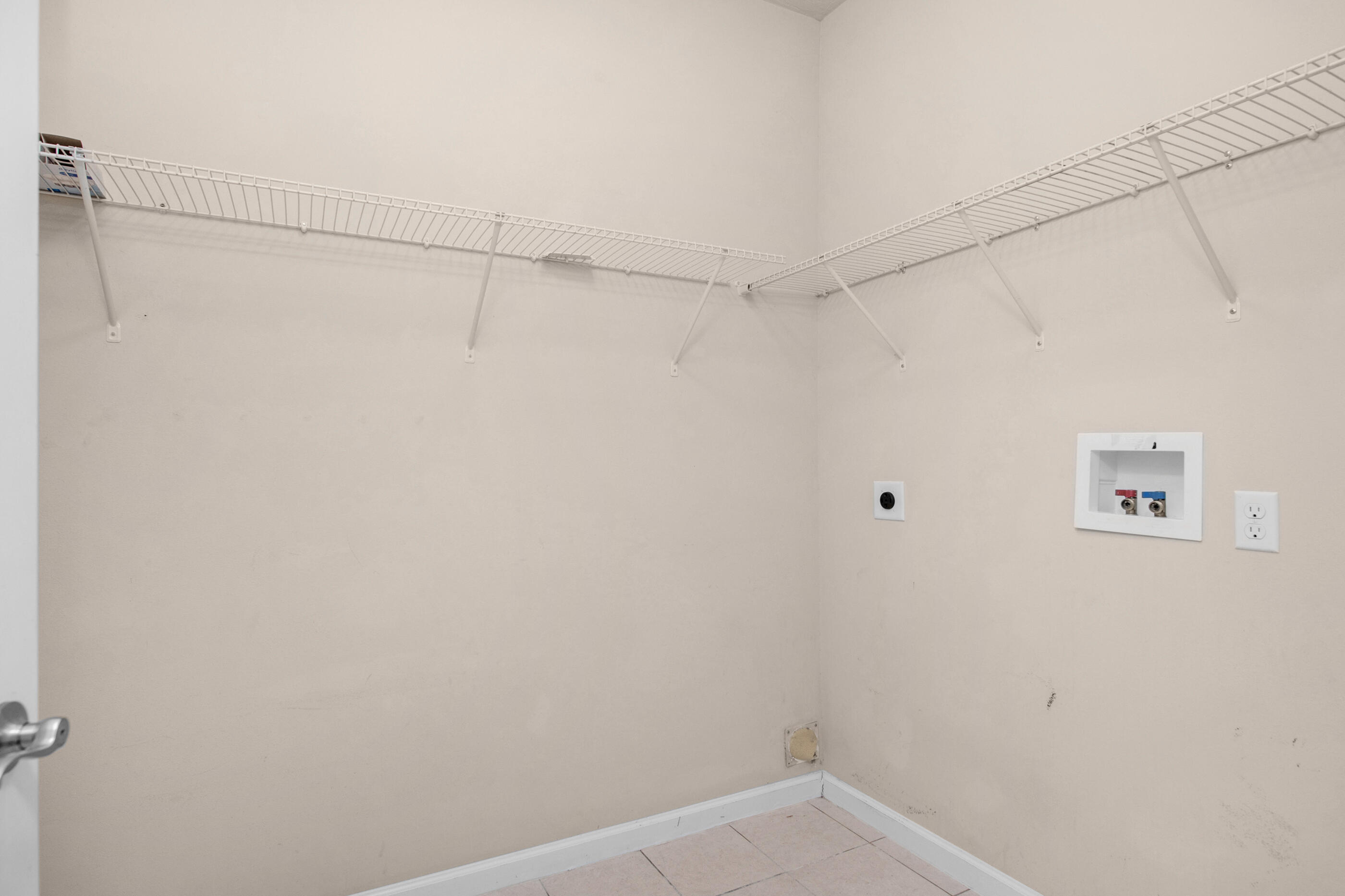 DUGGAN POND ESTATES - Residential