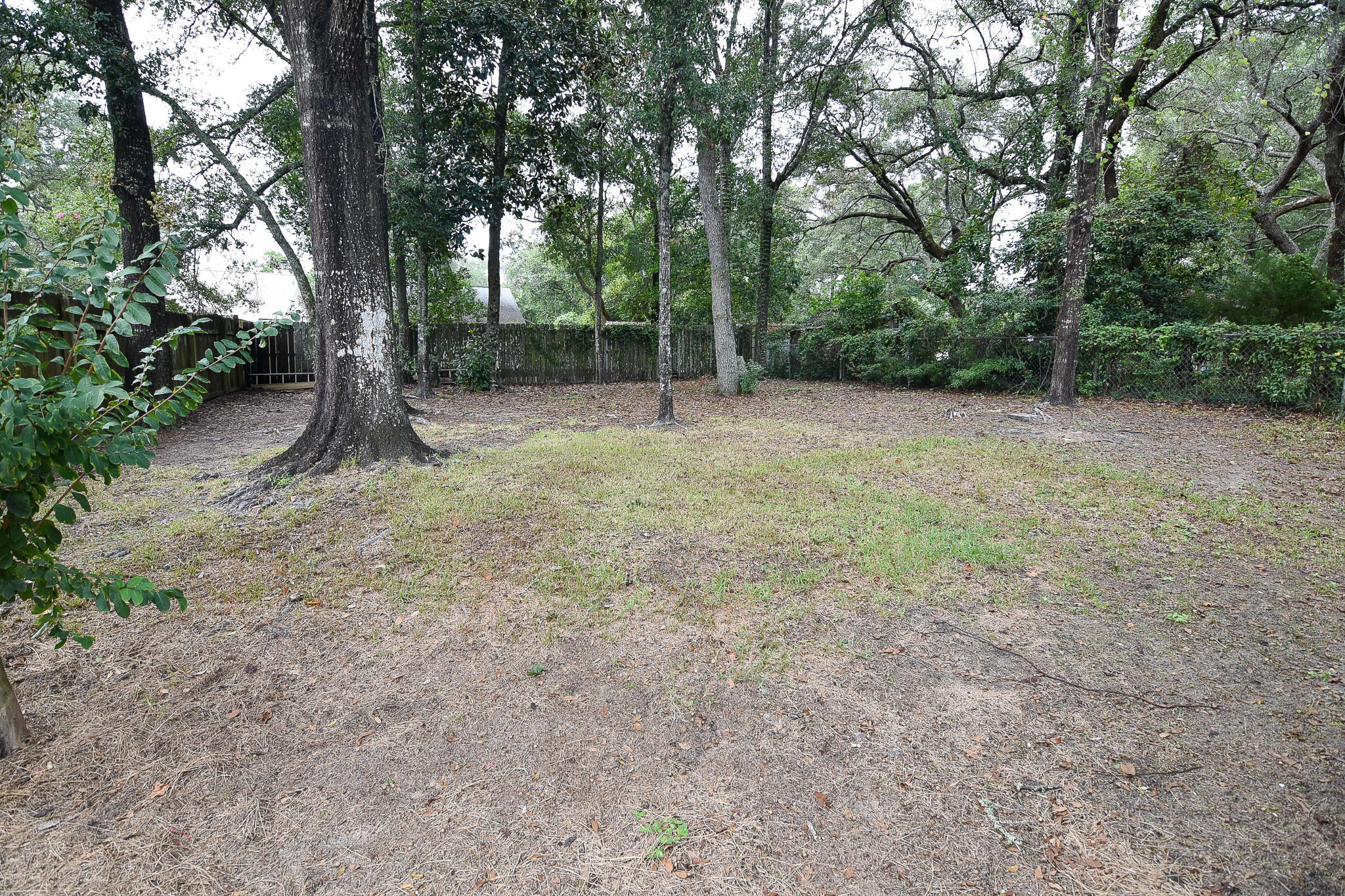 VALPARAISO PINECREST 6 - Residential