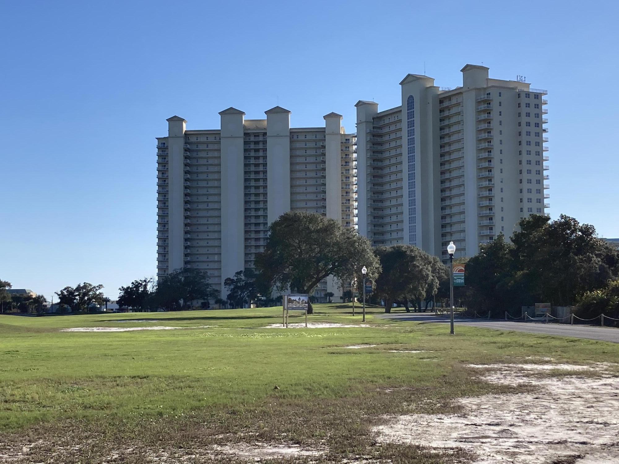 ARIEL DUNES II - Residential