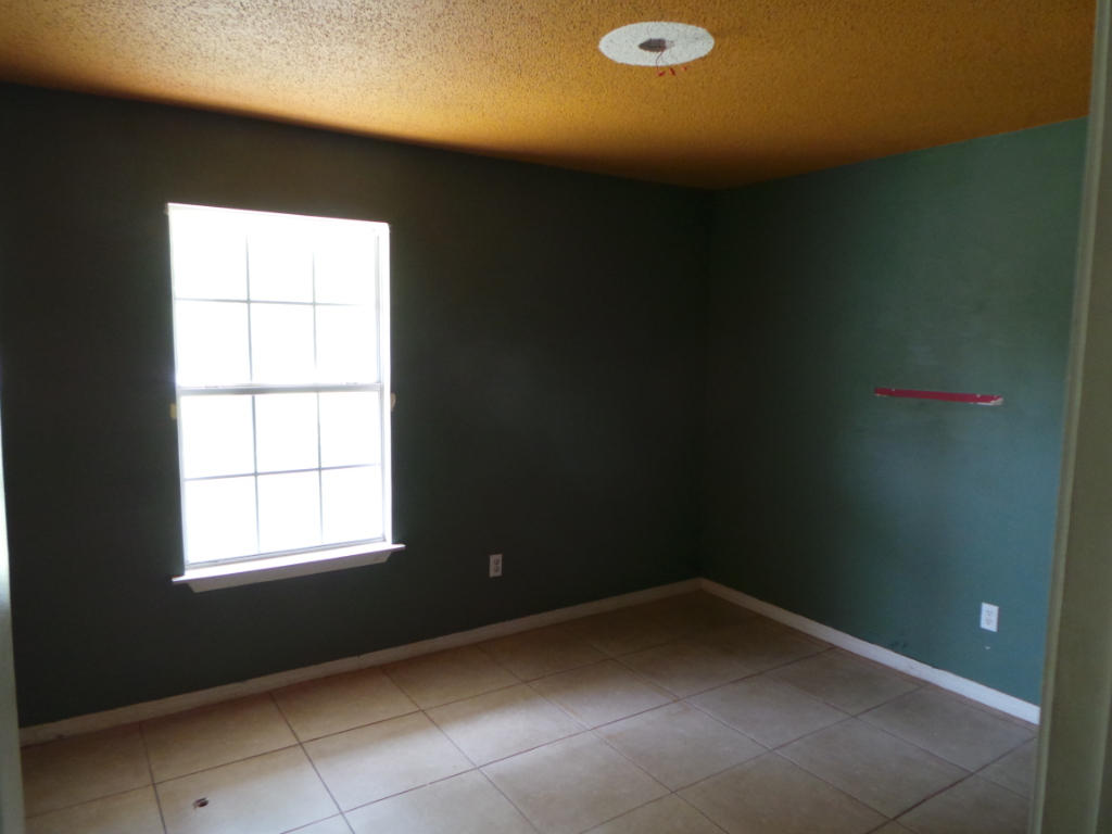 WOODLAWN SHORES - Residential