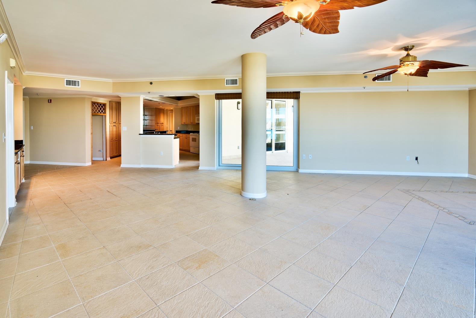 EAST PASS TOWERS CONDO PH 2 - Residential