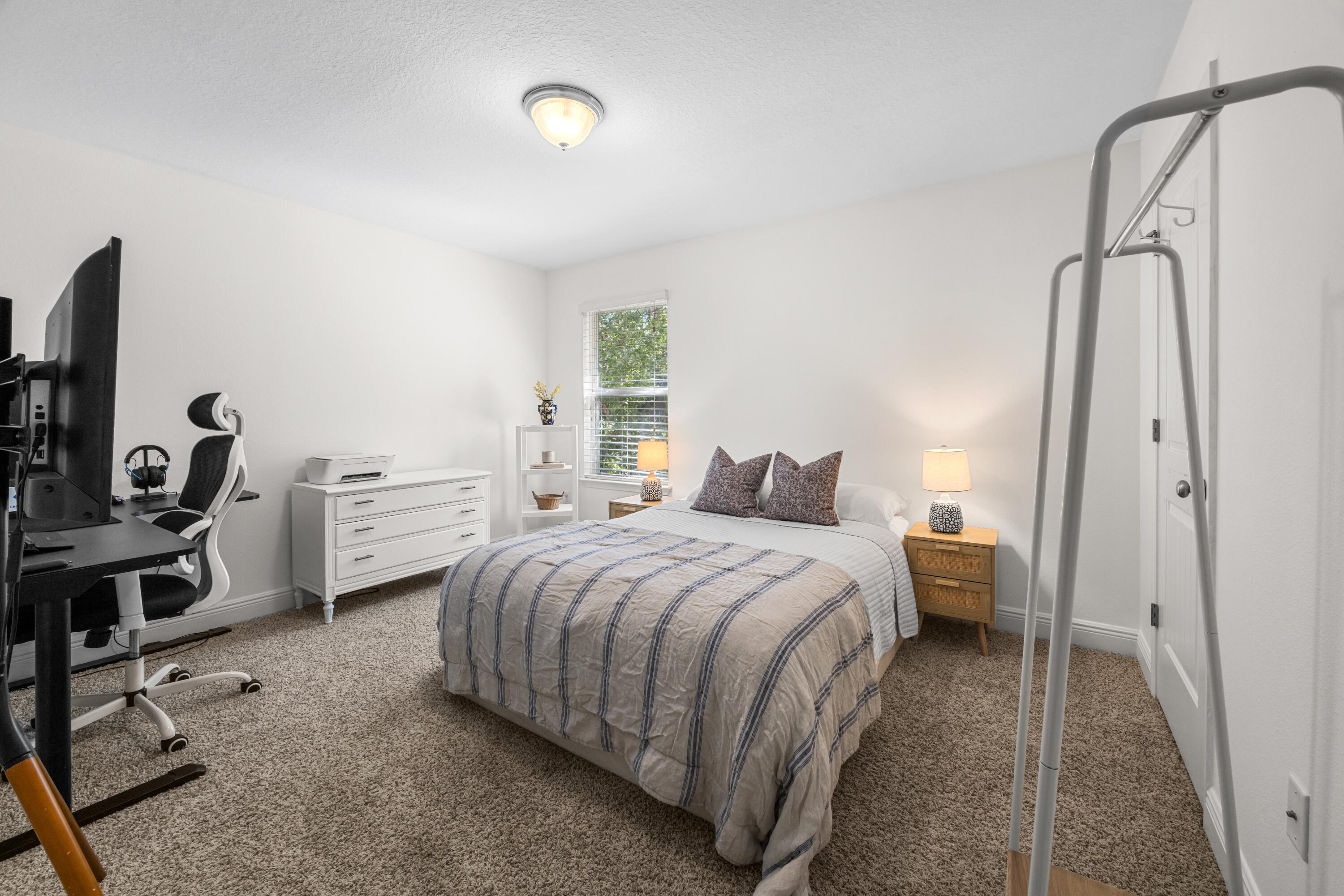Mosaic Oaks - Residential
