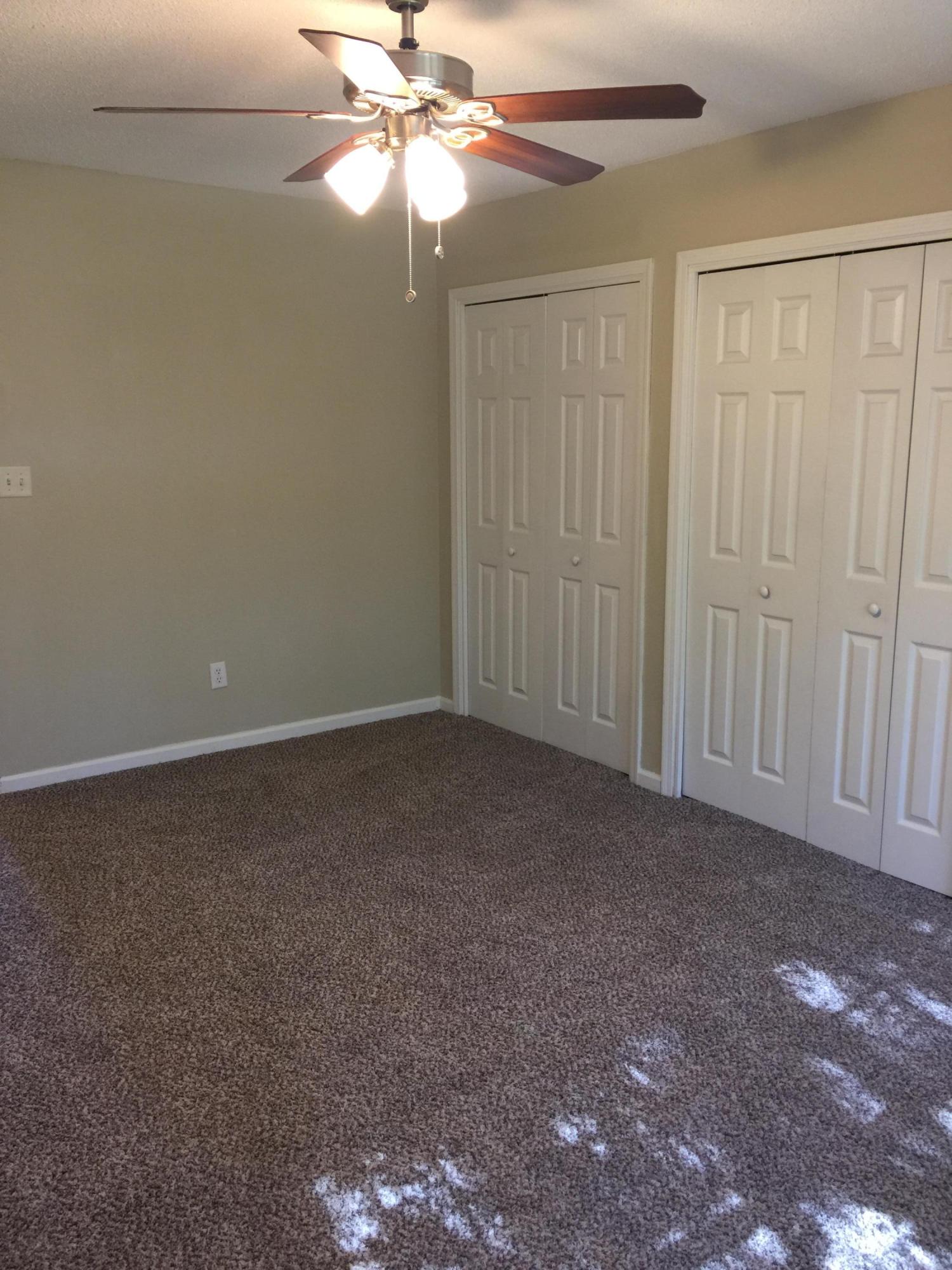 CLOVERDALE LAKE - Residential Lease