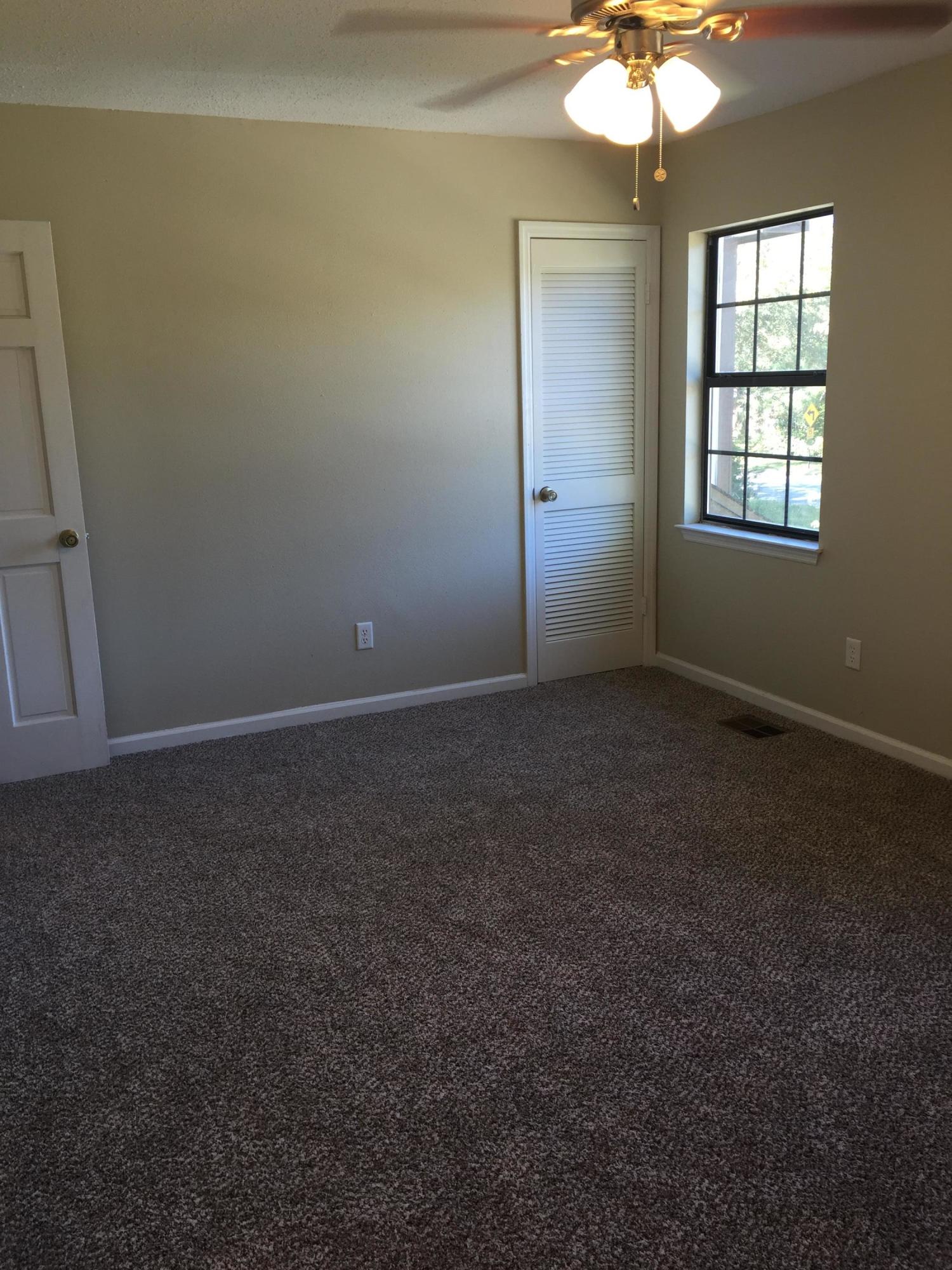 CLOVERDALE LAKE - Residential Lease