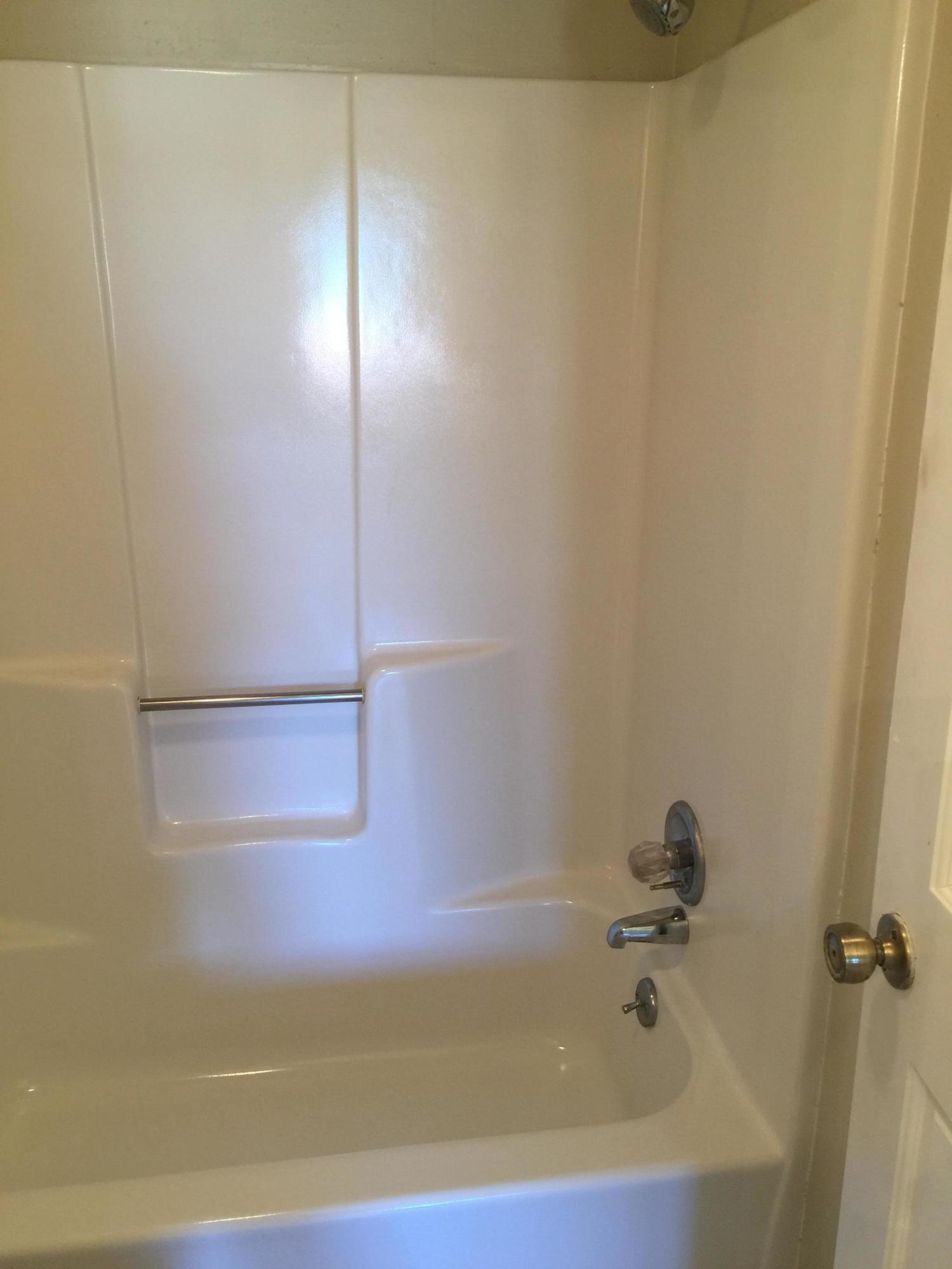 CLOVERDALE LAKE - Residential Lease