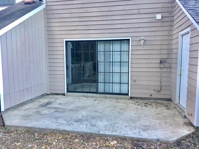 CLOVERDALE LAKE - Residential Lease