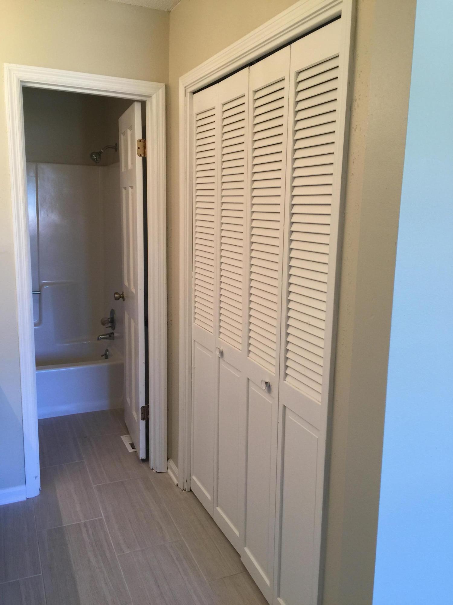 CLOVERDALE LAKE - Residential Lease