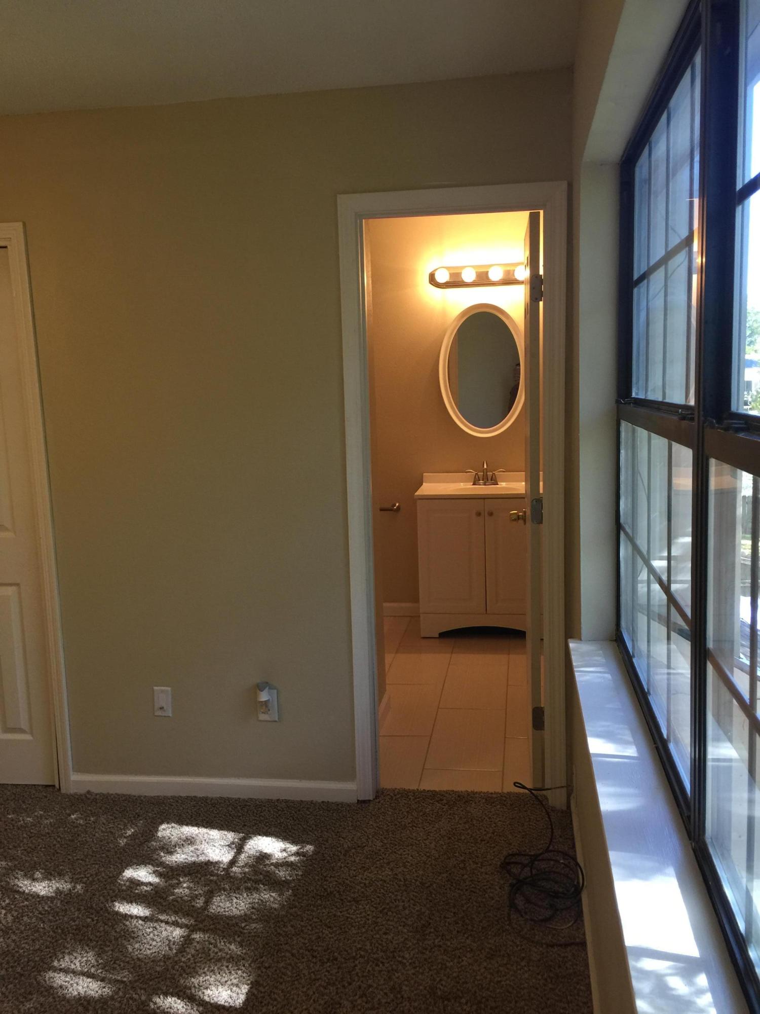 CLOVERDALE LAKE - Residential Lease