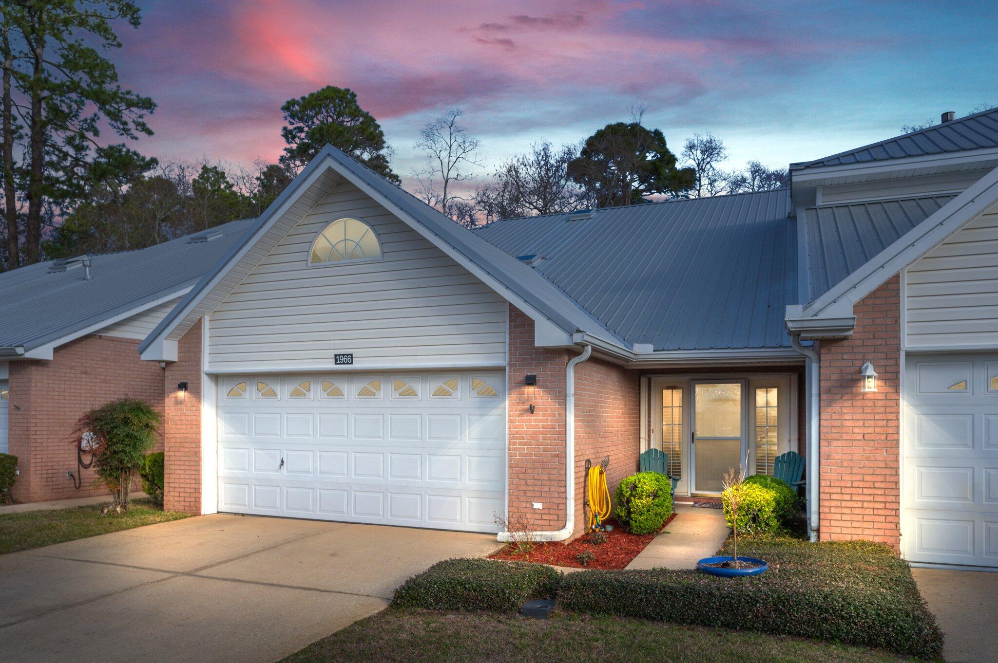 NORTH RIDGE GARDENS - Residential