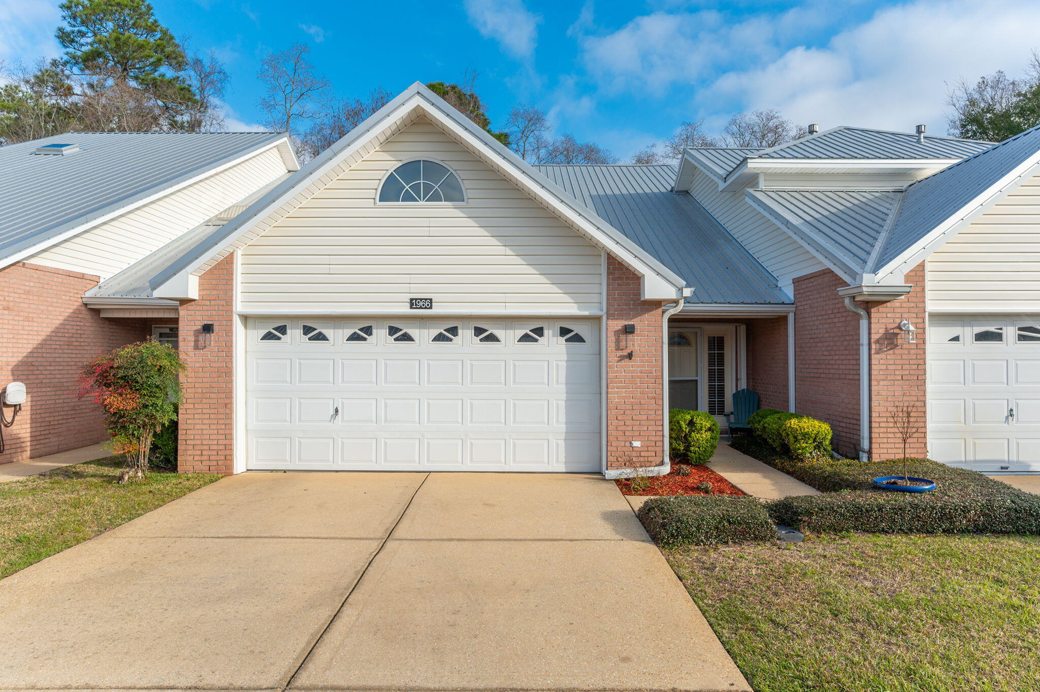 NORTH RIDGE GARDENS - Residential