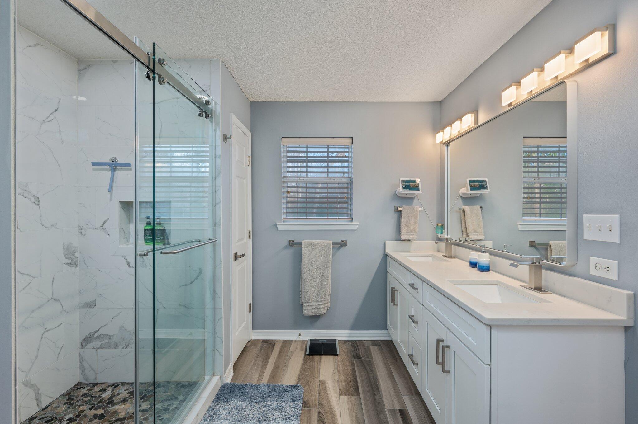 NORTH RIDGE GARDENS - Residential