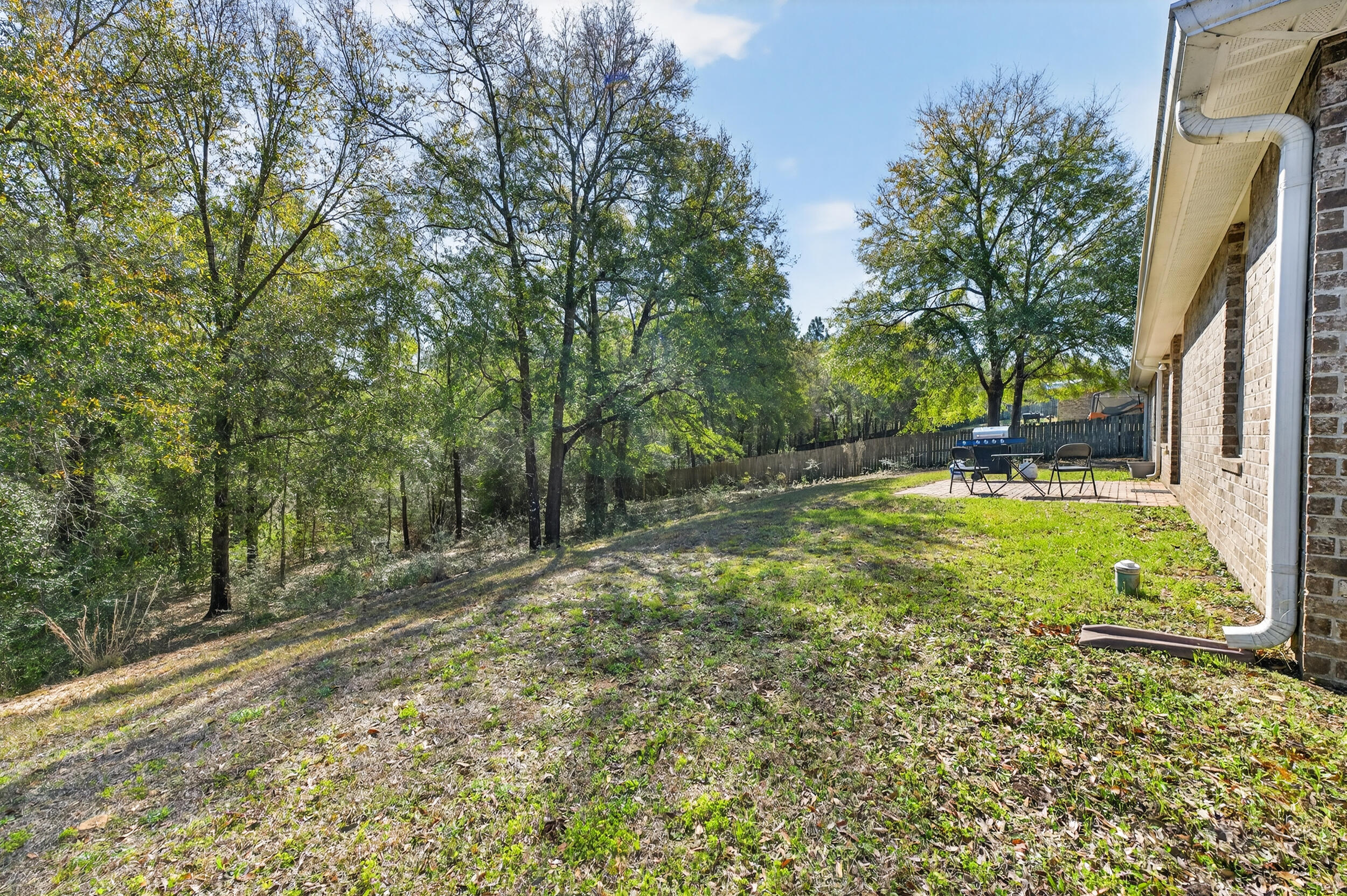 SILVER SPRINGS EST - Residential