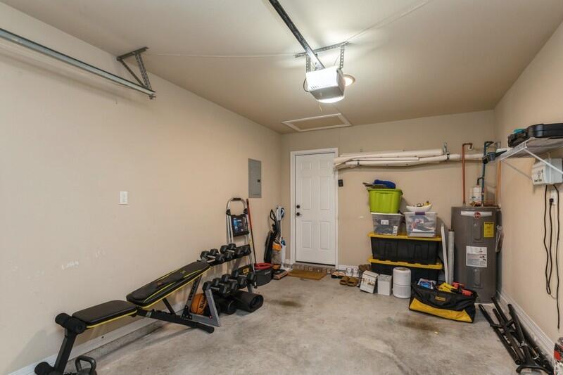 SHADOW LAKES - Residential