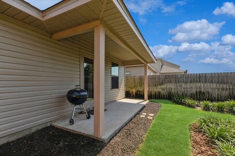 SHADOW LAKES - Residential