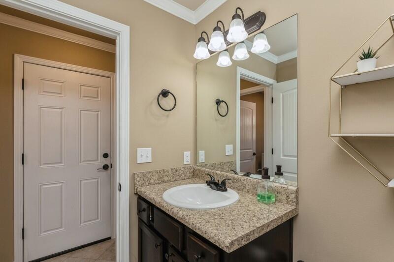 SHADOW LAKES - Residential