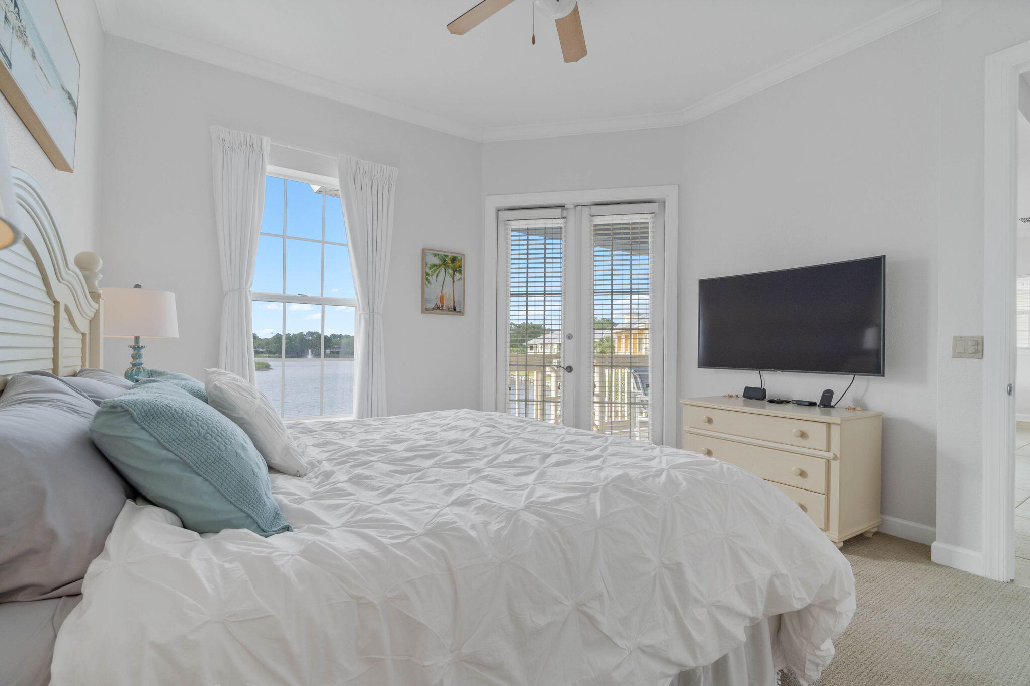 CRYSTAL COVE - Residential