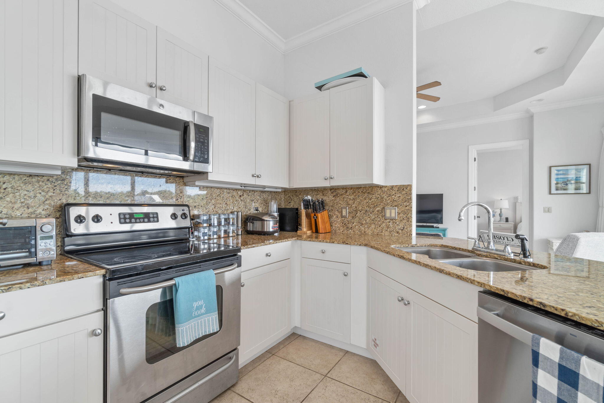 CRYSTAL COVE - Residential