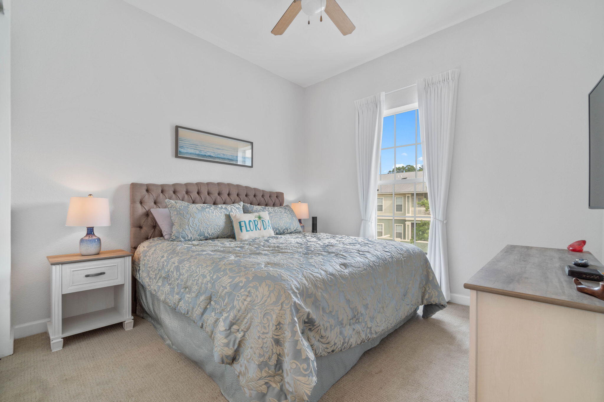 CRYSTAL COVE - Residential