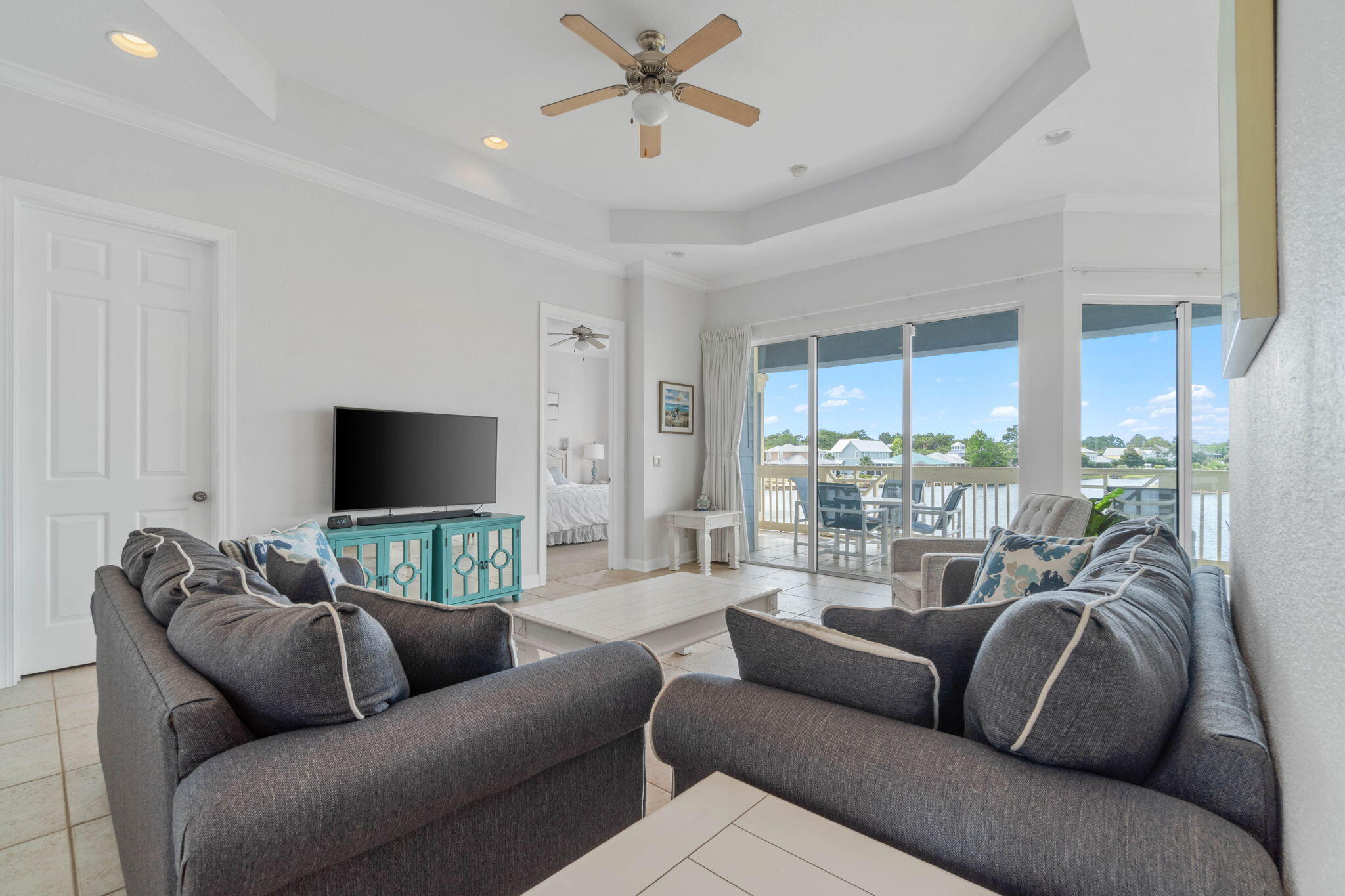 CRYSTAL COVE - Residential