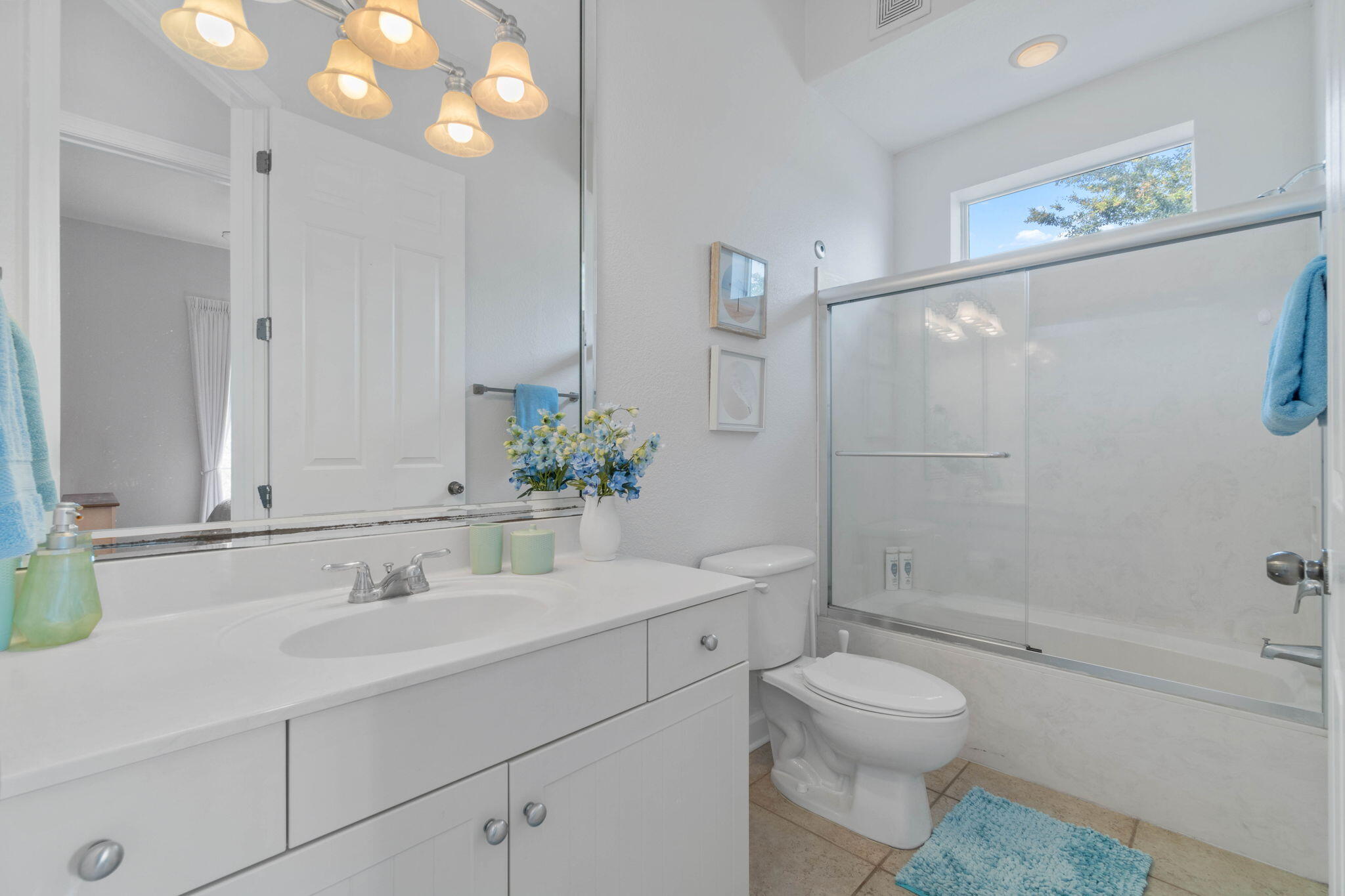 CRYSTAL COVE - Residential