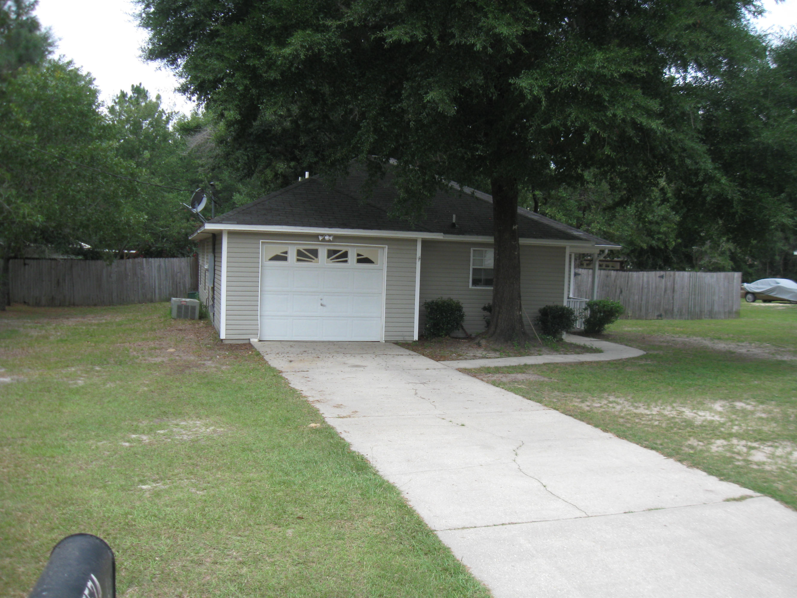 FOXWORTH ESTATES PH 2 - Residential