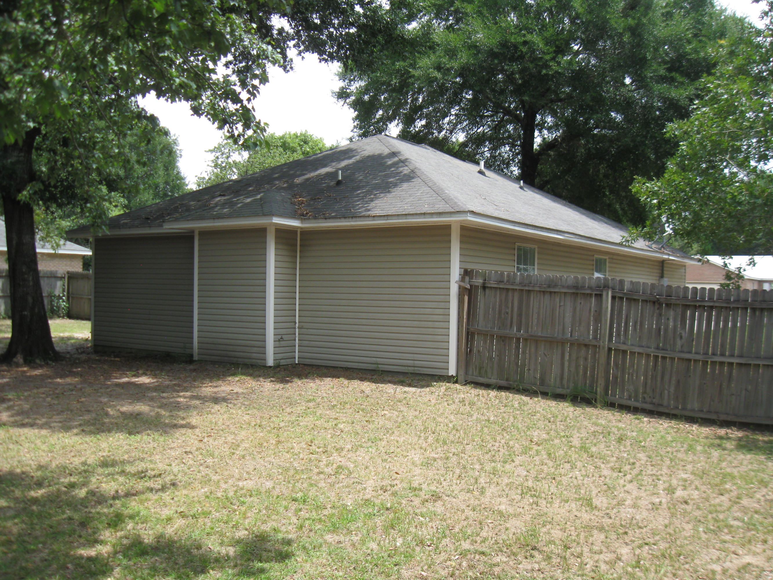 FOXWORTH ESTATES PH 2 - Residential