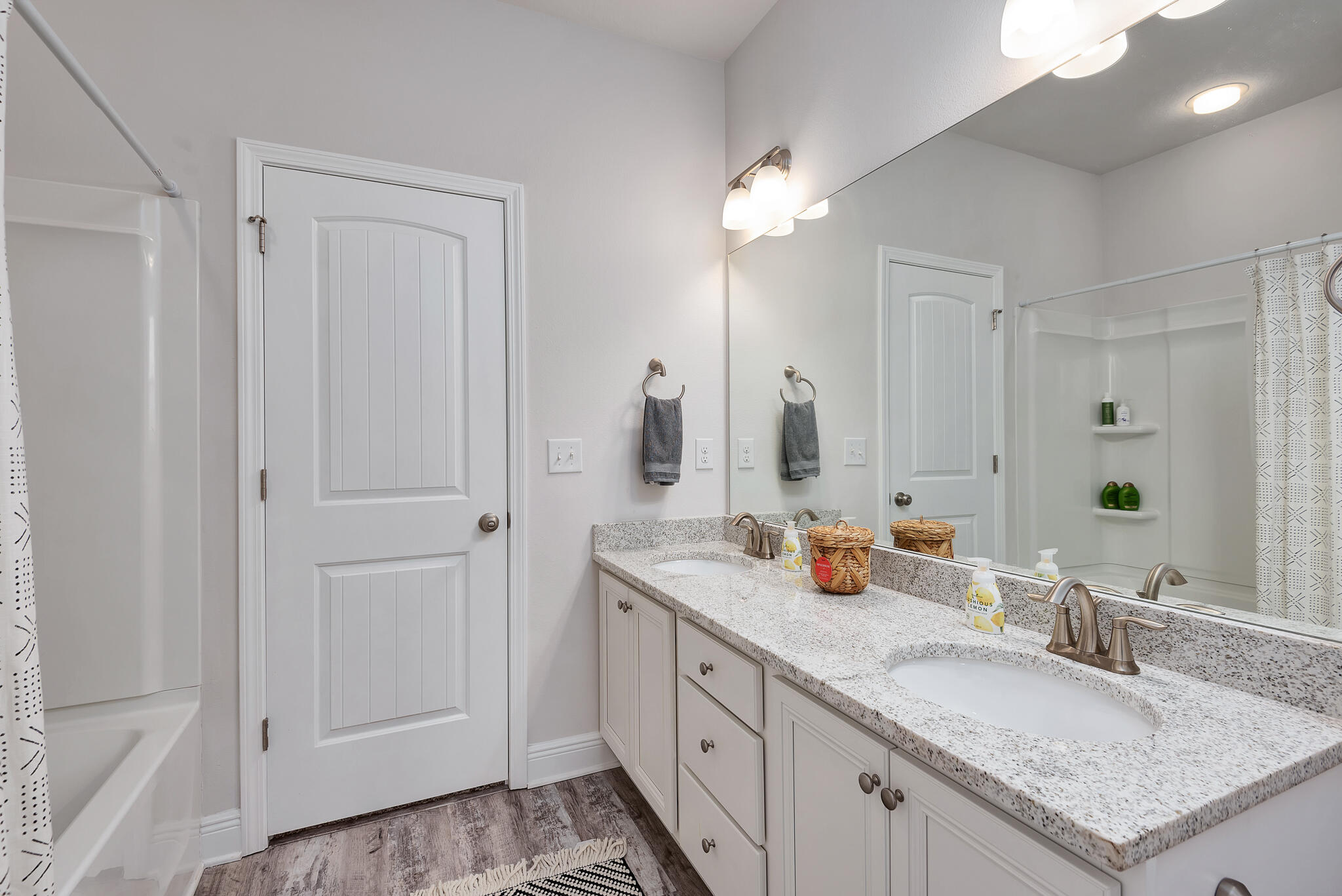 PEACH CREEK PH 5 - Residential