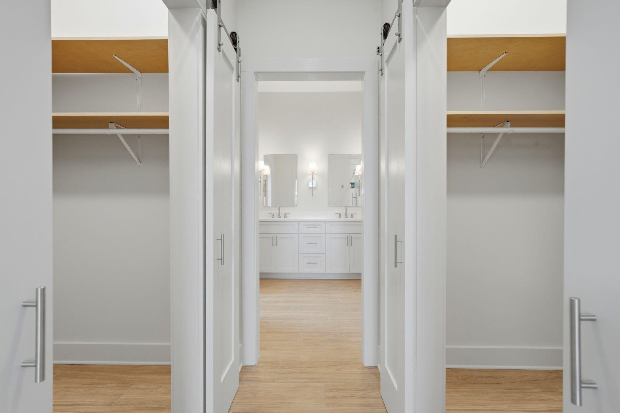 PARASOL WEST - Residential