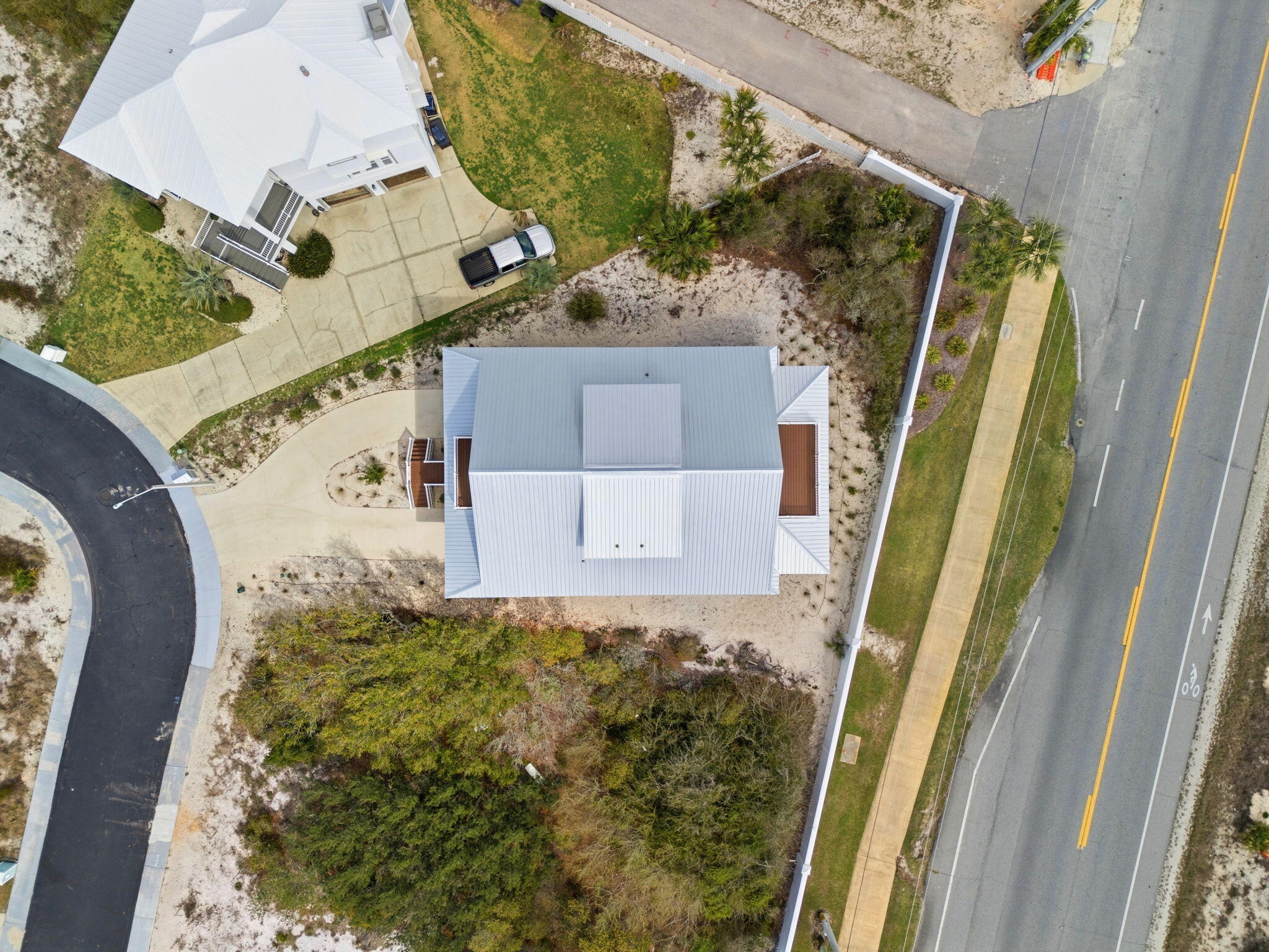 PARASOL WEST - Residential