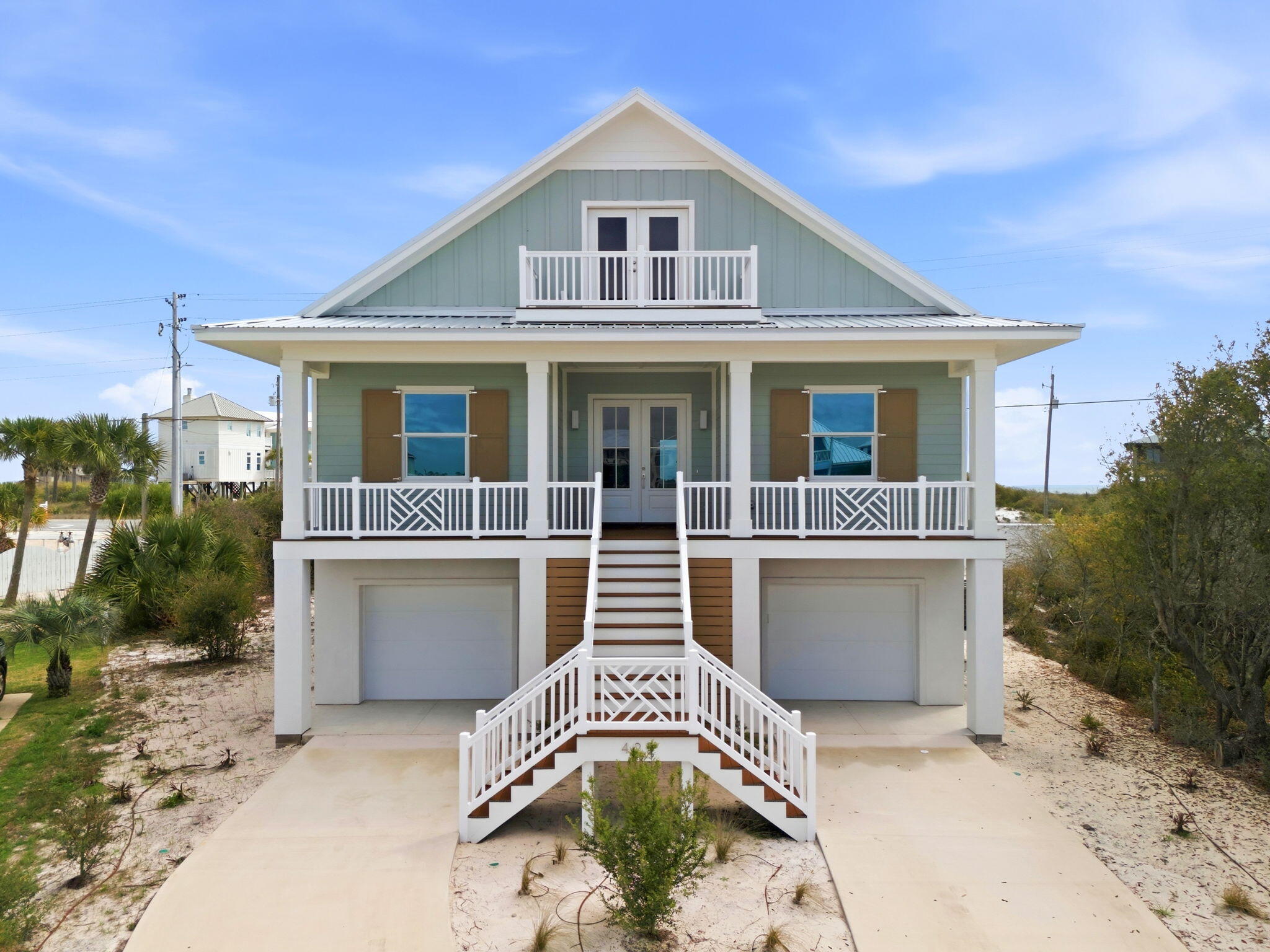 PARASOL WEST - Residential