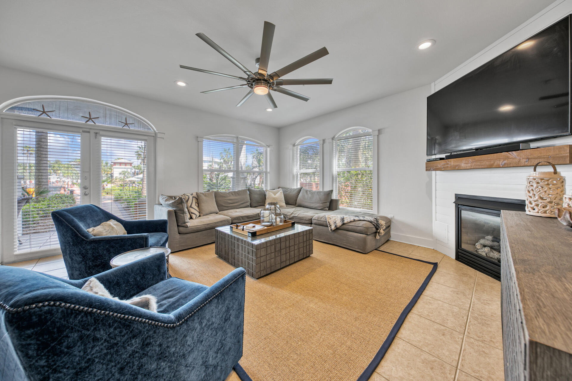 VILLAS AT SEACREST BEACH - Residential