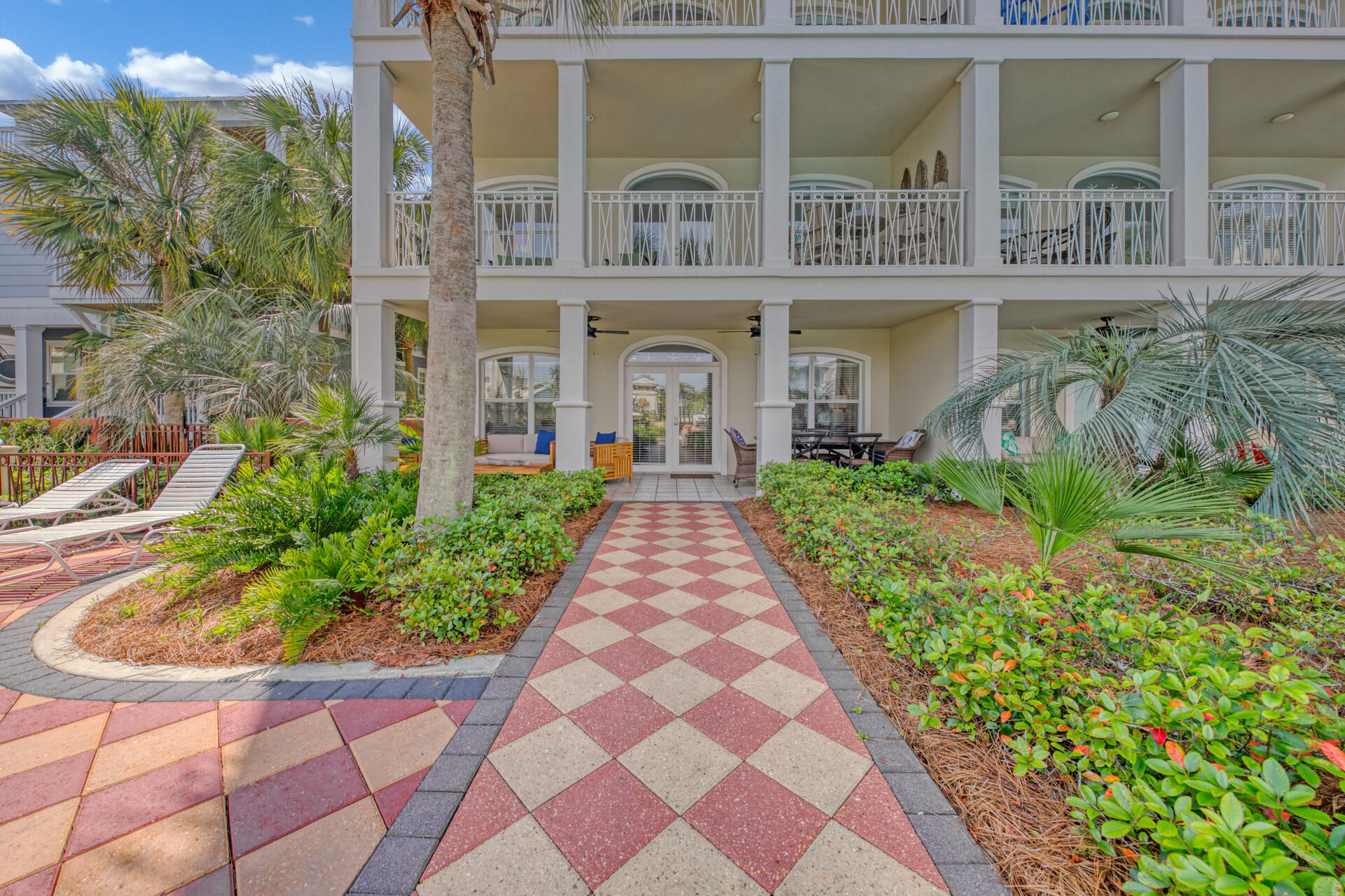 VILLAS AT SEACREST BEACH - Residential