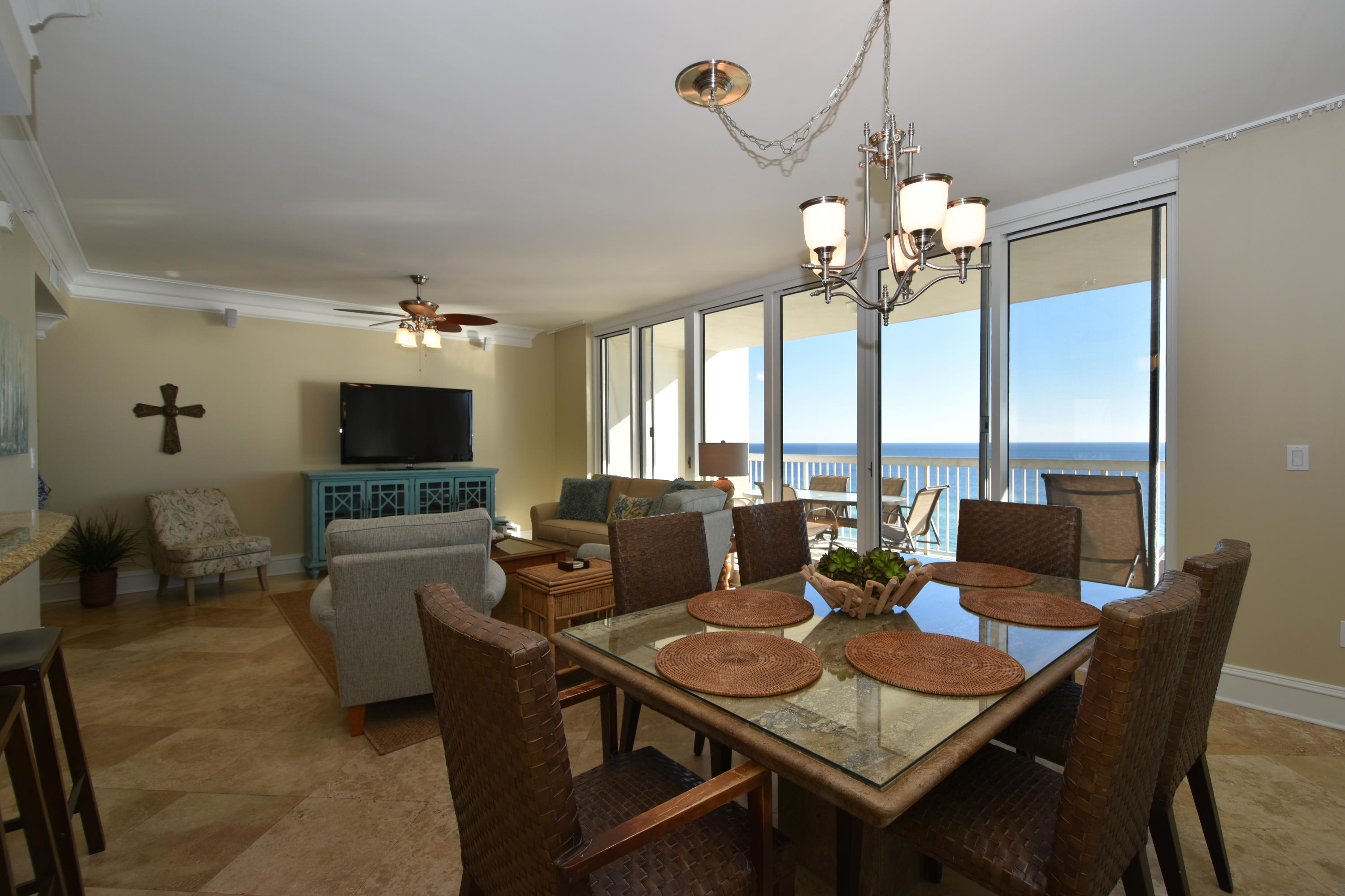 SILVER BEACH TOWERS - Residential