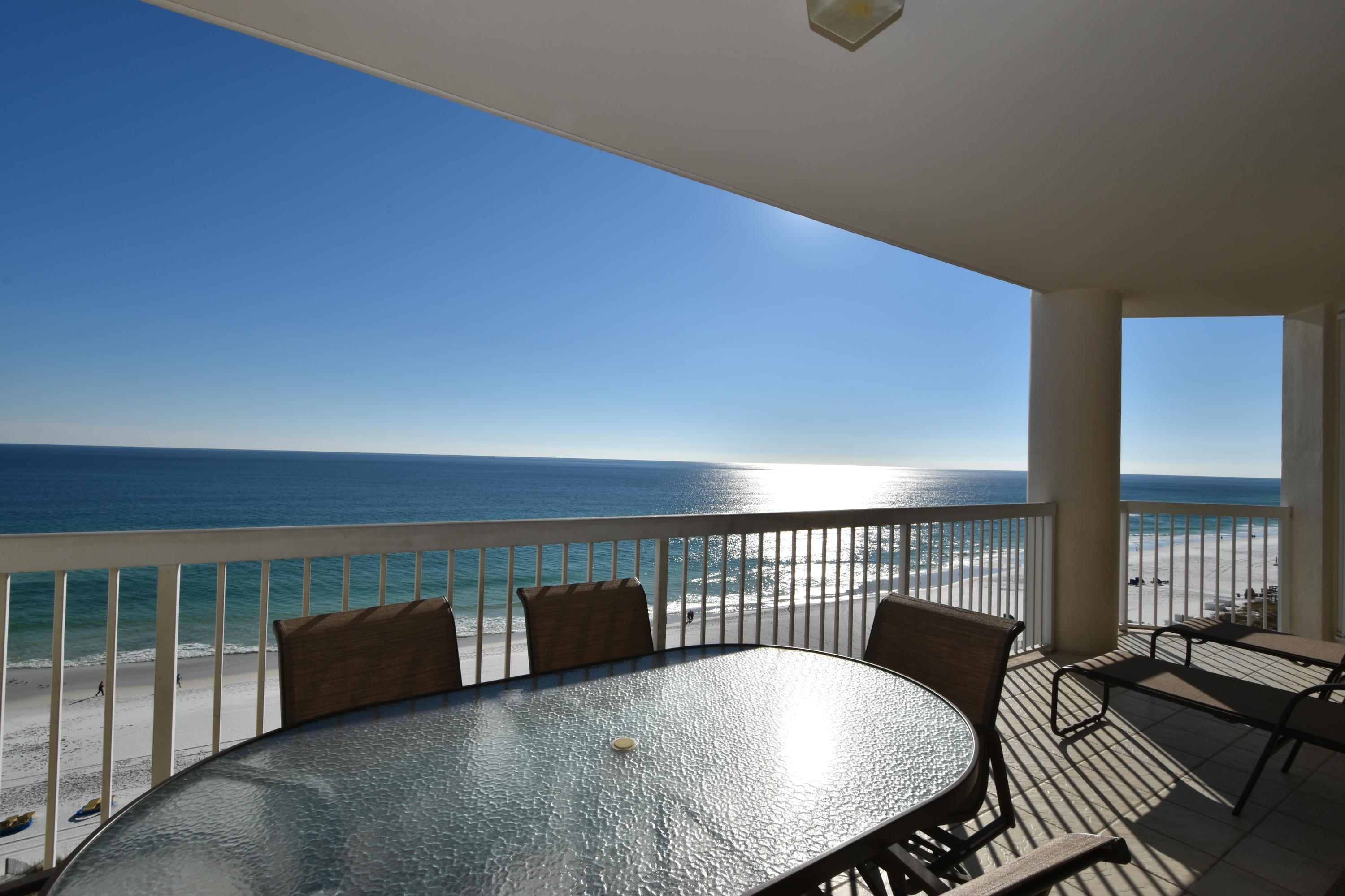 SILVER BEACH TOWERS - Residential