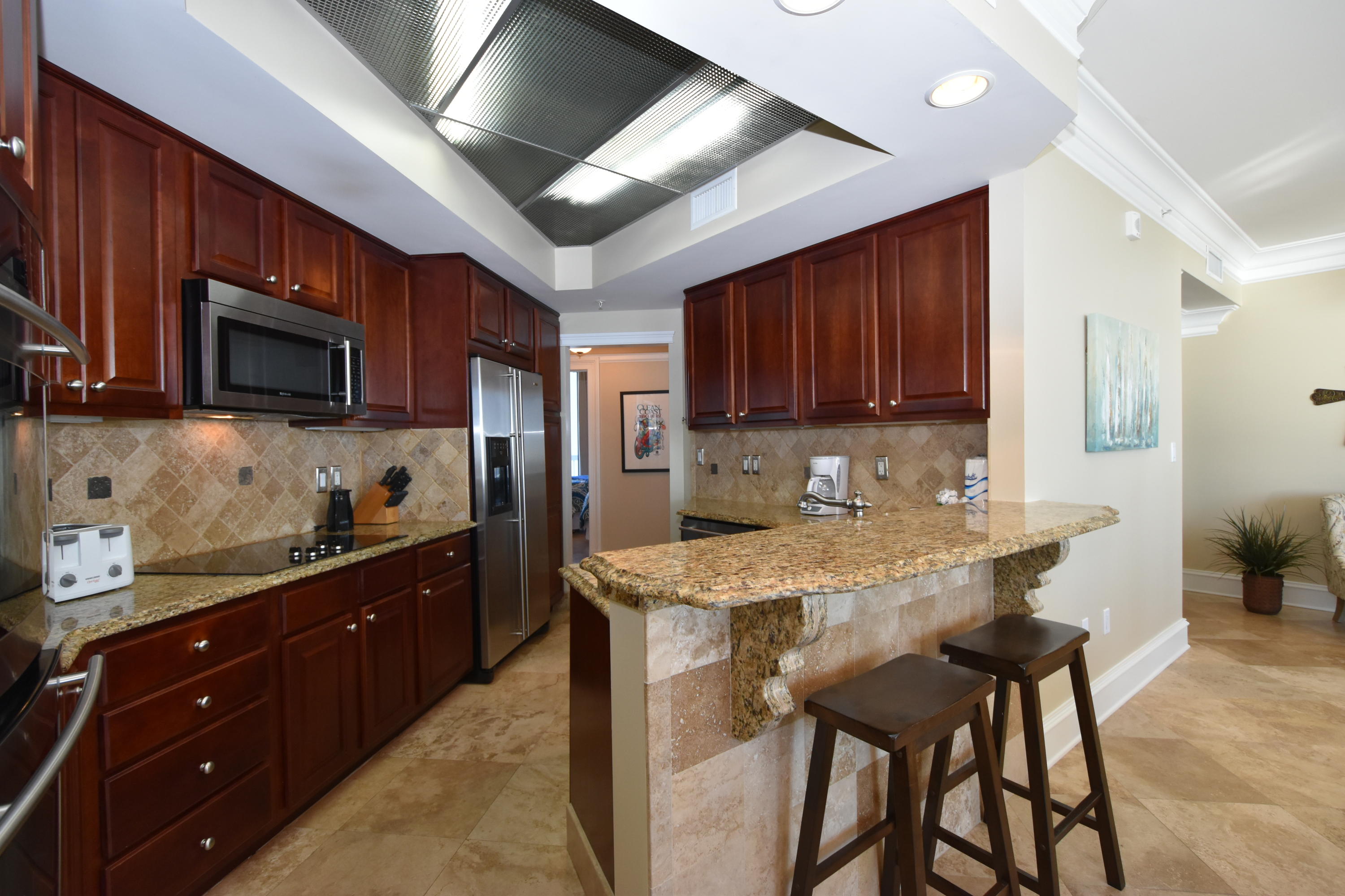 SILVER BEACH TOWERS - Residential