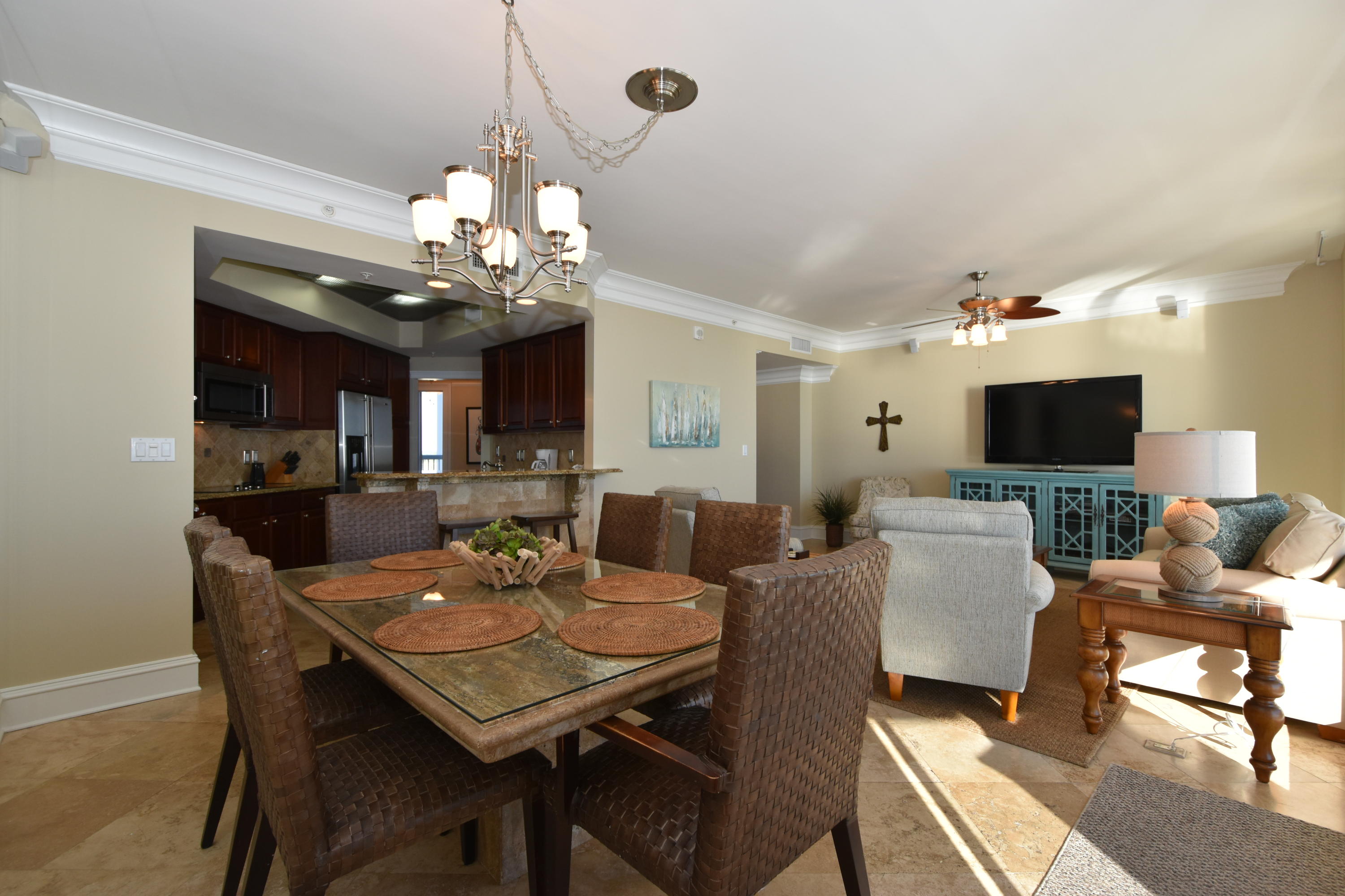 SILVER BEACH TOWERS - Residential