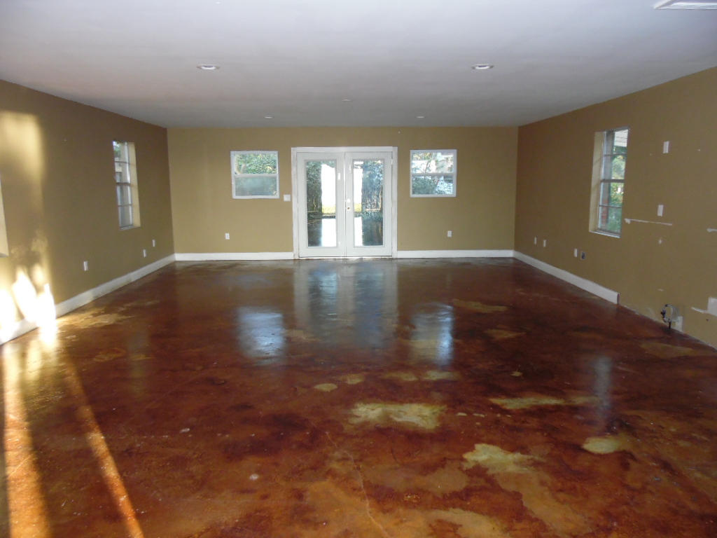 VILLA TASSO TOWN OF - Residential